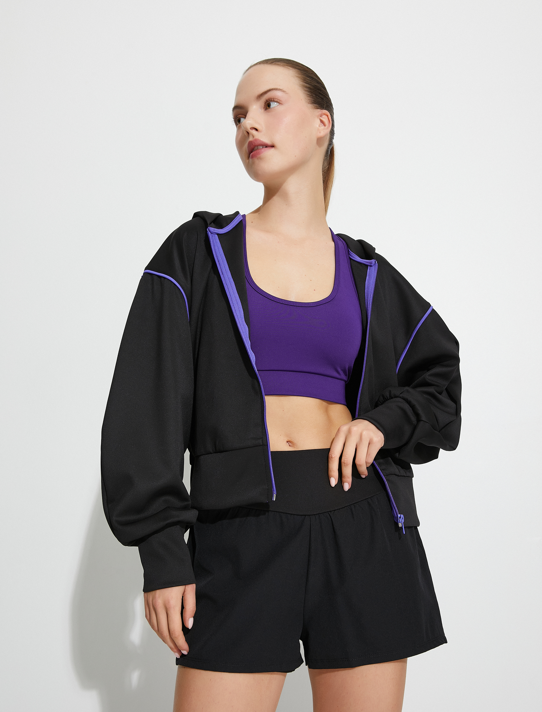   Kapüşonlu Fermuarlı Sweatshirt Bol Kalıp Renk Kontrastlı