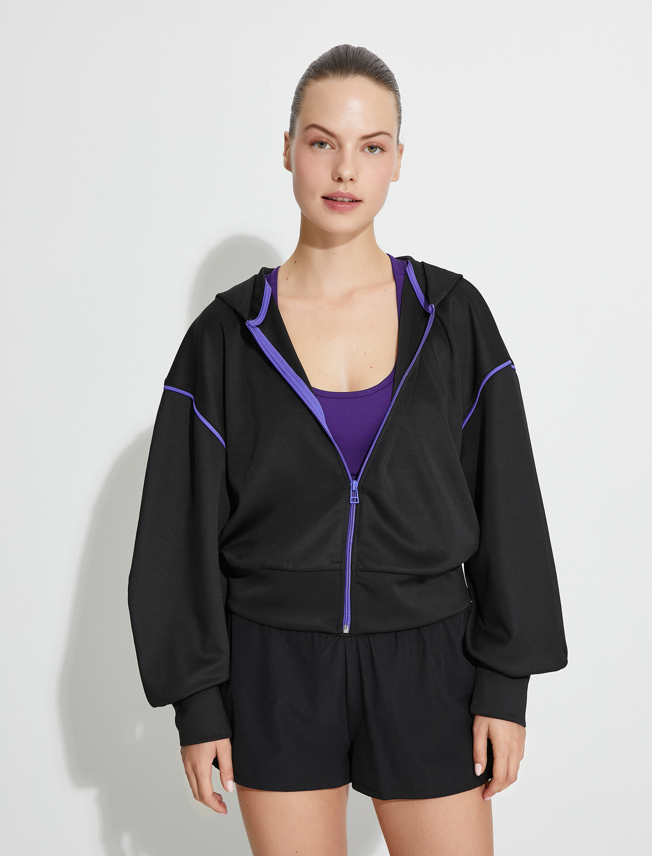   Kapüşonlu Fermuarlı Sweatshirt Bol Kalıp Renk Kontrastlı