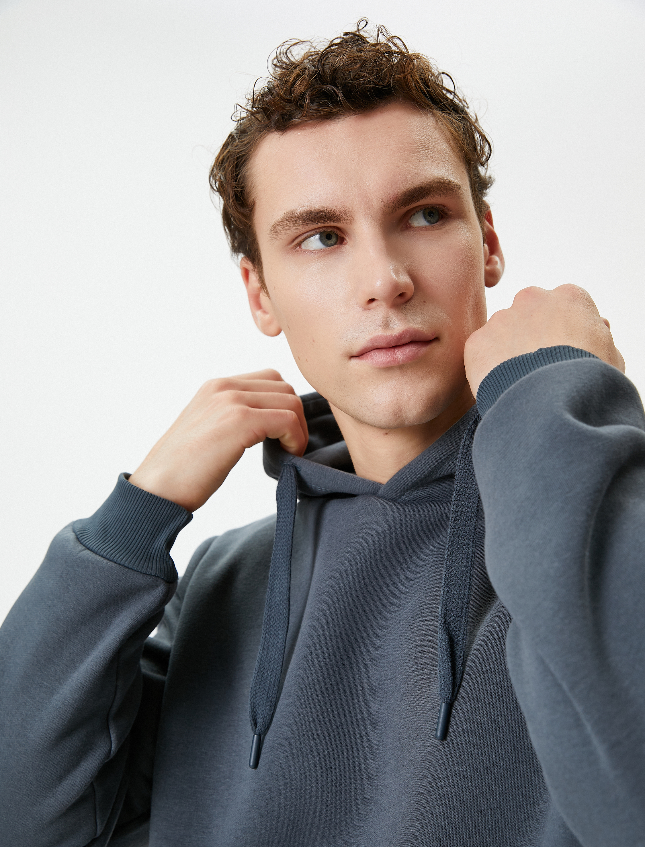   Kapşonlu Sweatshirt Kanguru Cep Detaylı Uzun Kollu Şardonlu