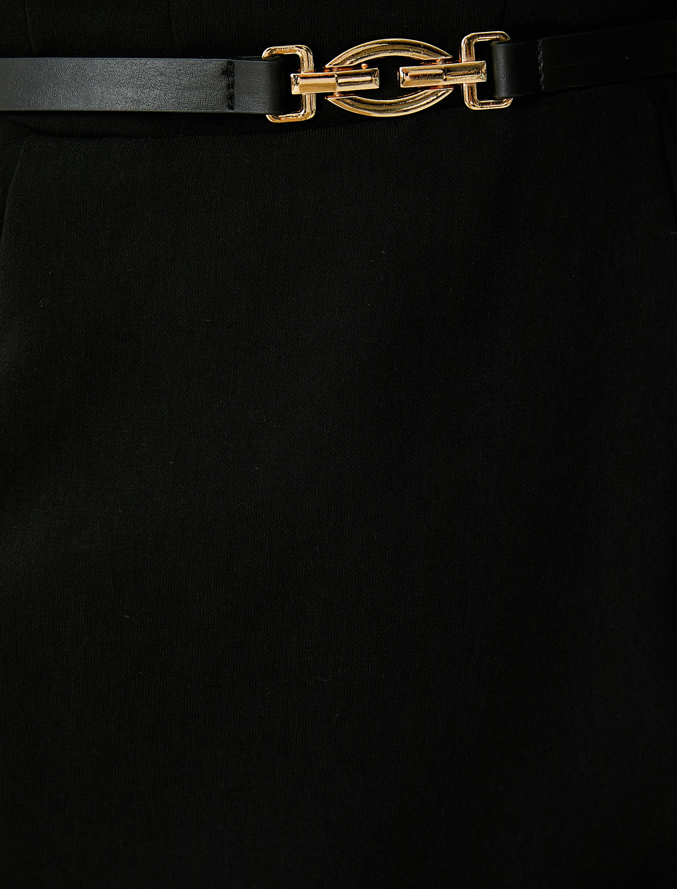   Mini Elbise Dik Yaka Kolsuz Kemer Detaylı