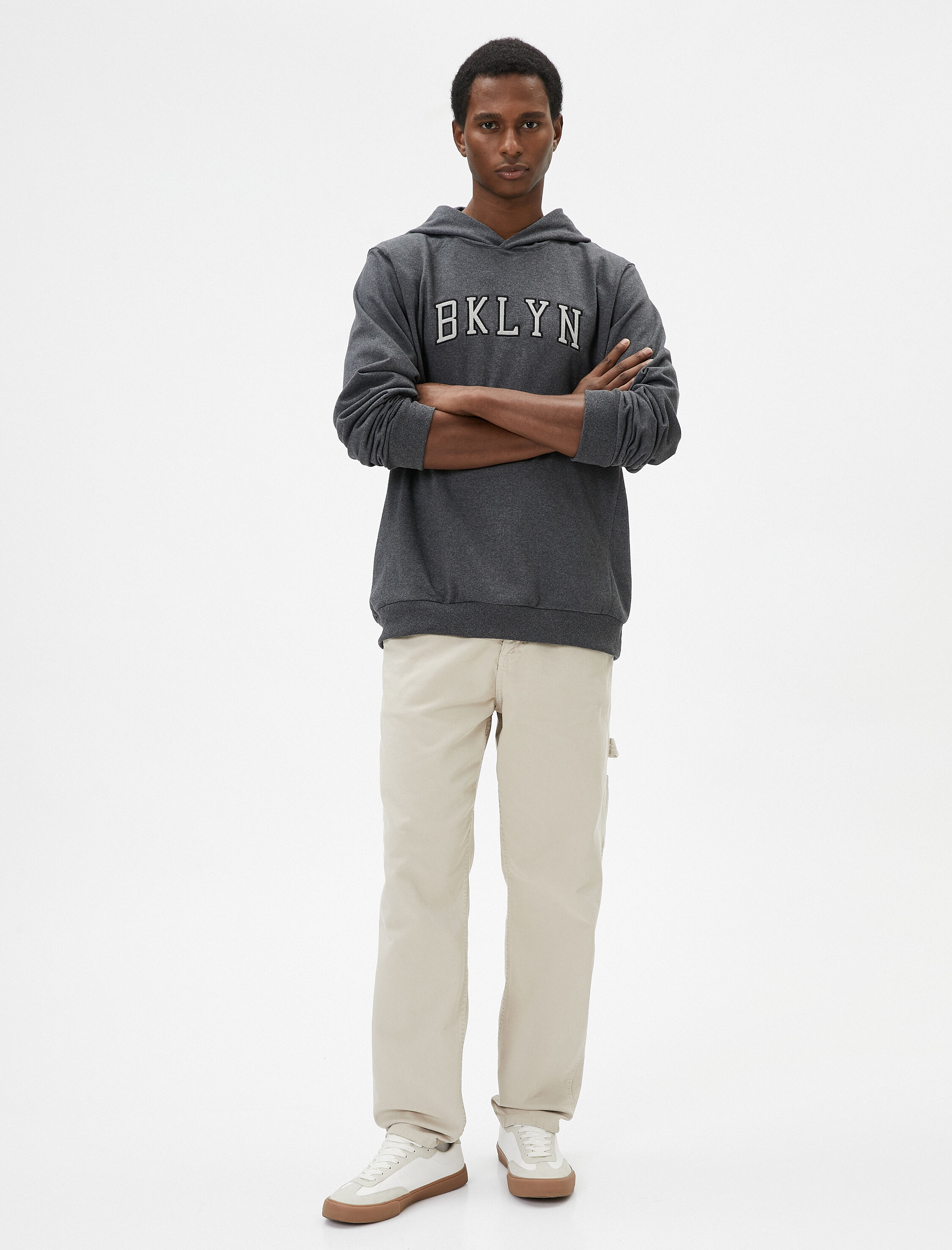   Kapşonlu Kolej Sweat Slogan İşlemeli Uzun Kollu