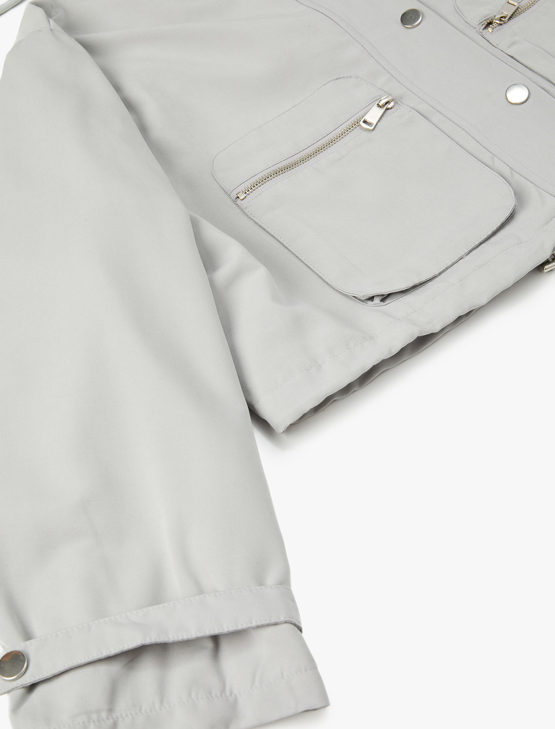   Kapşonlu Mont Fermuarlı Çıtçıt Kapamalı Cepli