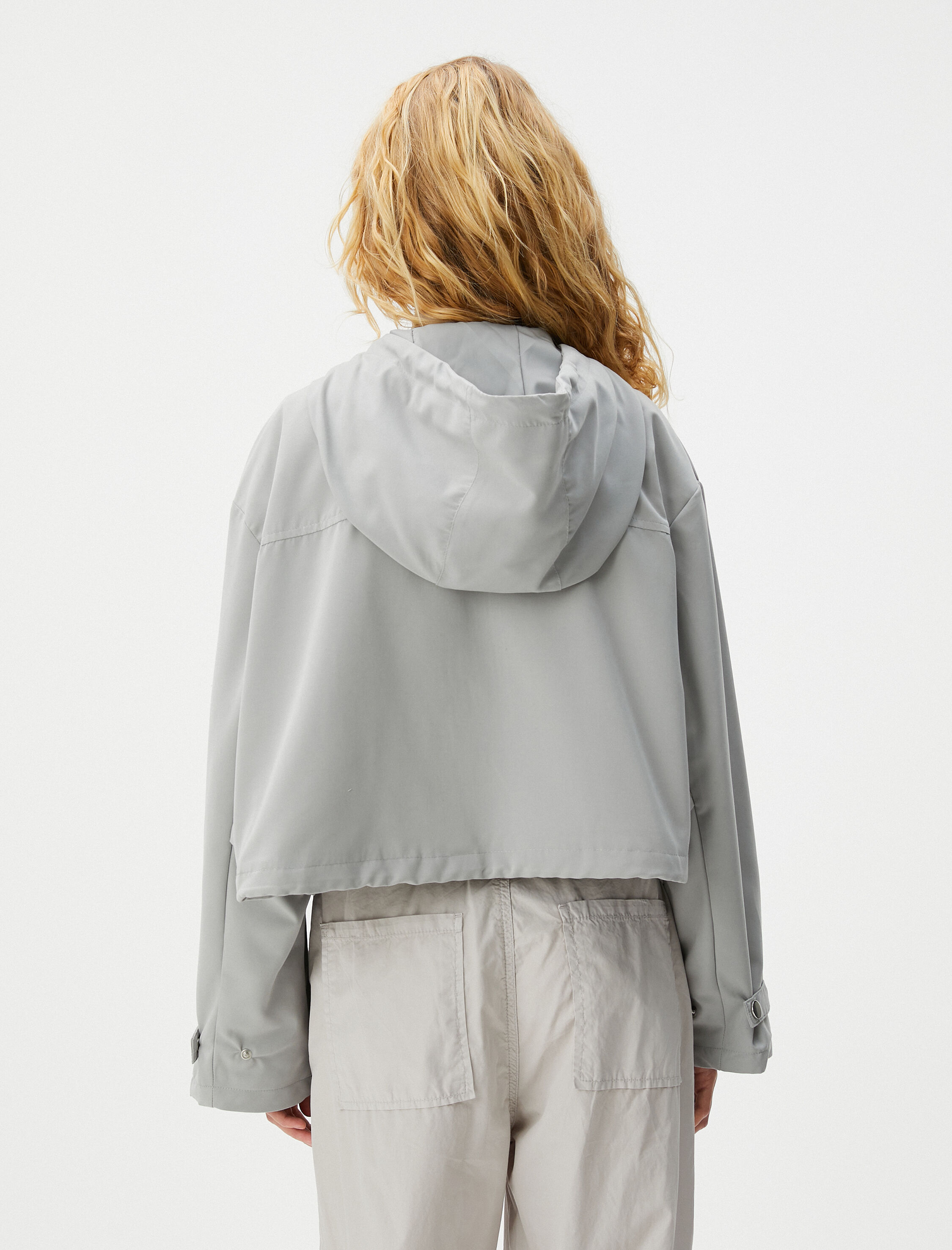   Kapşonlu Mont Fermuarlı Çıtçıt Kapamalı Cepli