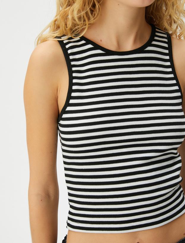 Halter Yaka Kolsuz Tişört Slim Fit Viskon Kumaş_4