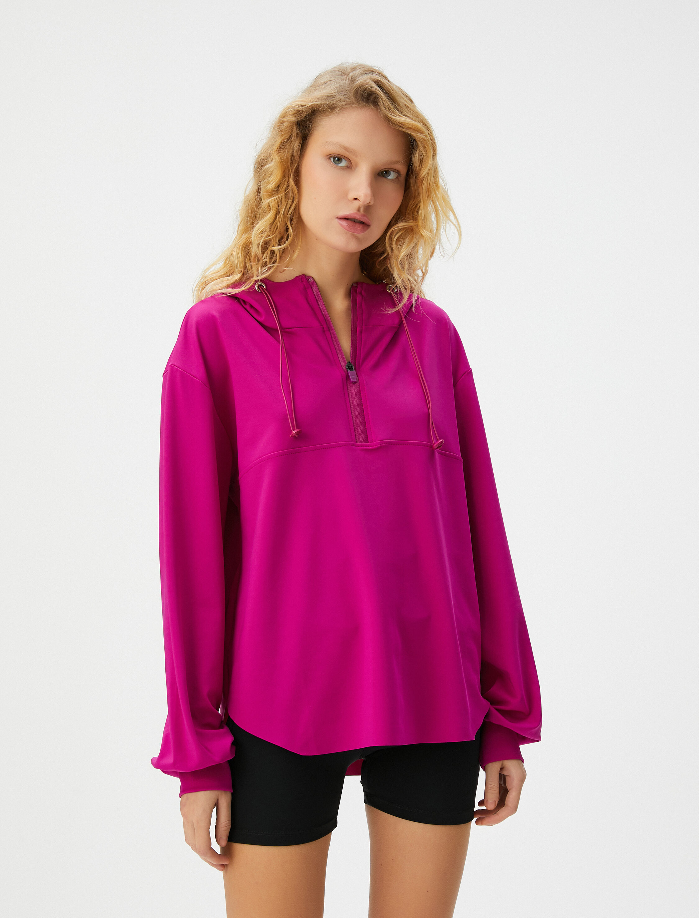   Kapüşonlu Spor Sweatshirt Yarım Fermuar Detaylı Uzun Kollu