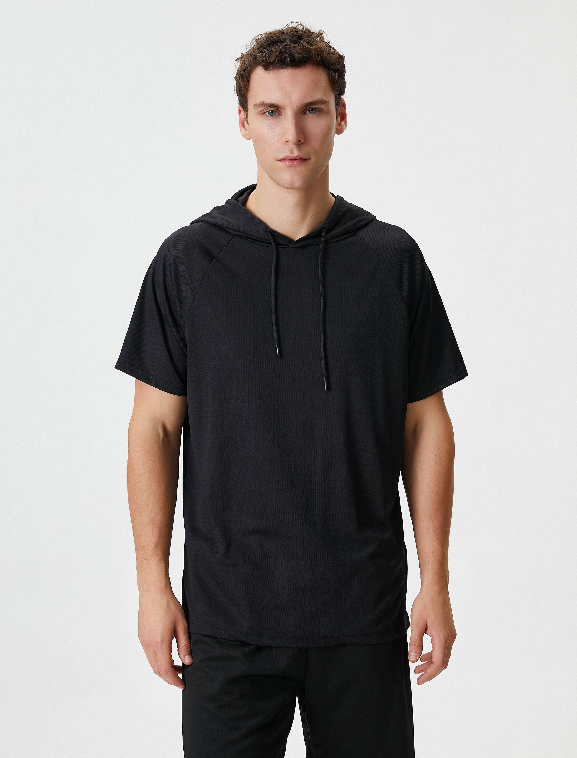   Kapşonlu Spor Tişört Kısa Kollu