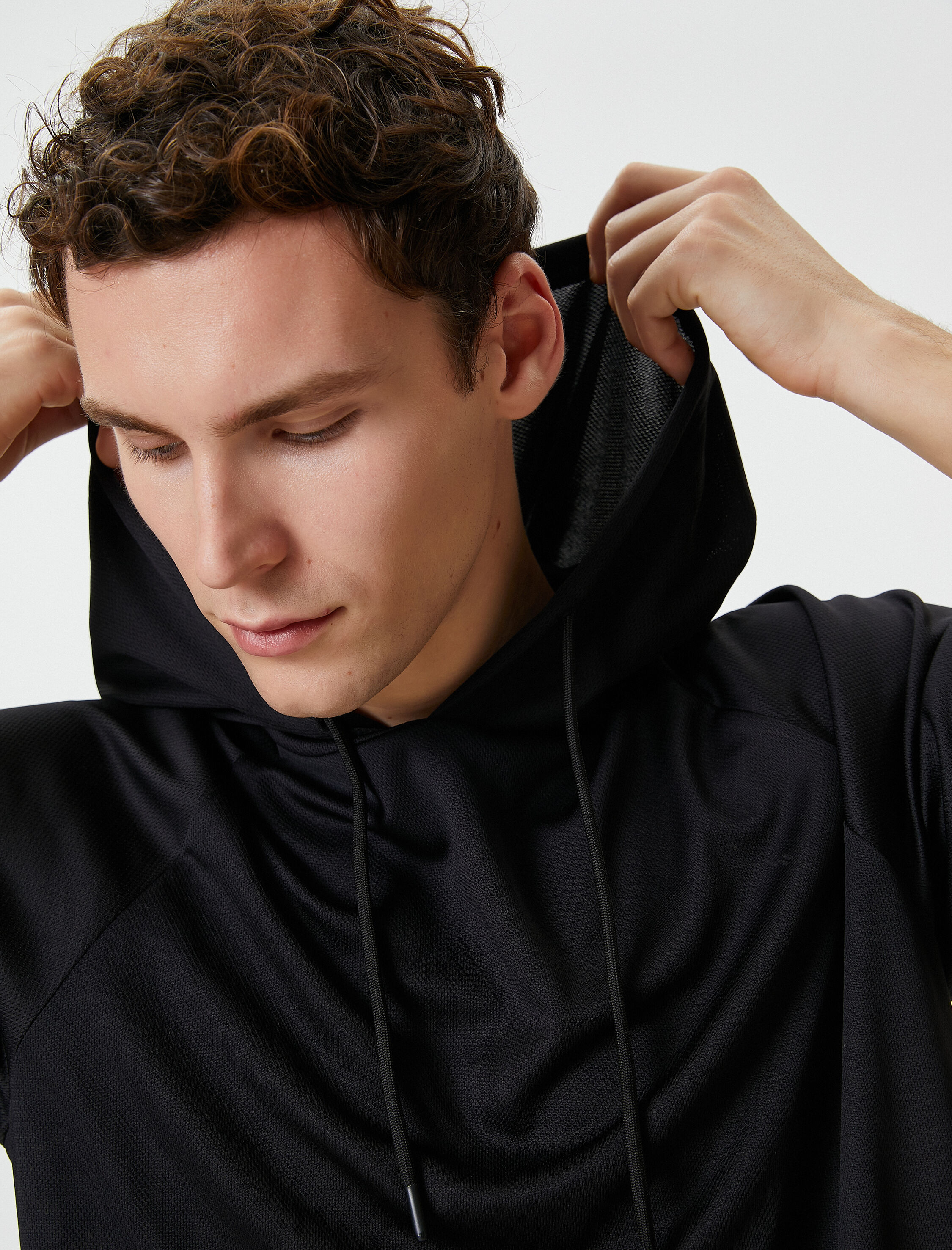   Kapşonlu Spor Tişört Kısa Kollu