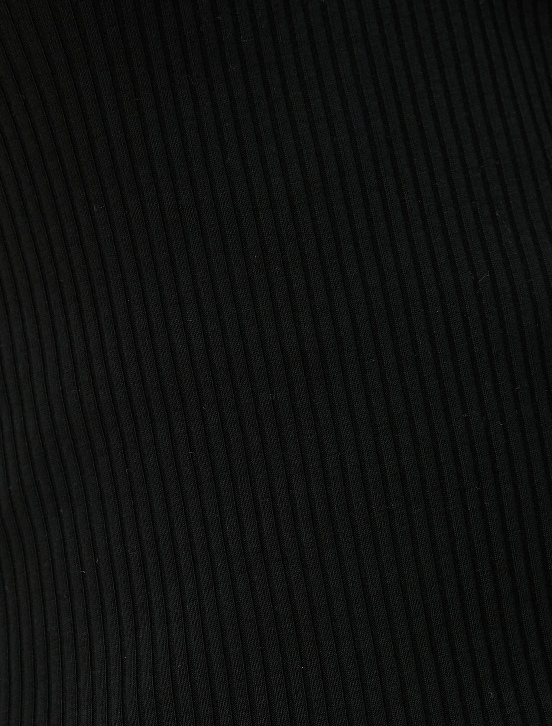   Tül Detaylı Bluz Kalp Yaka Uzun Kollu Yuvarlak Yaka