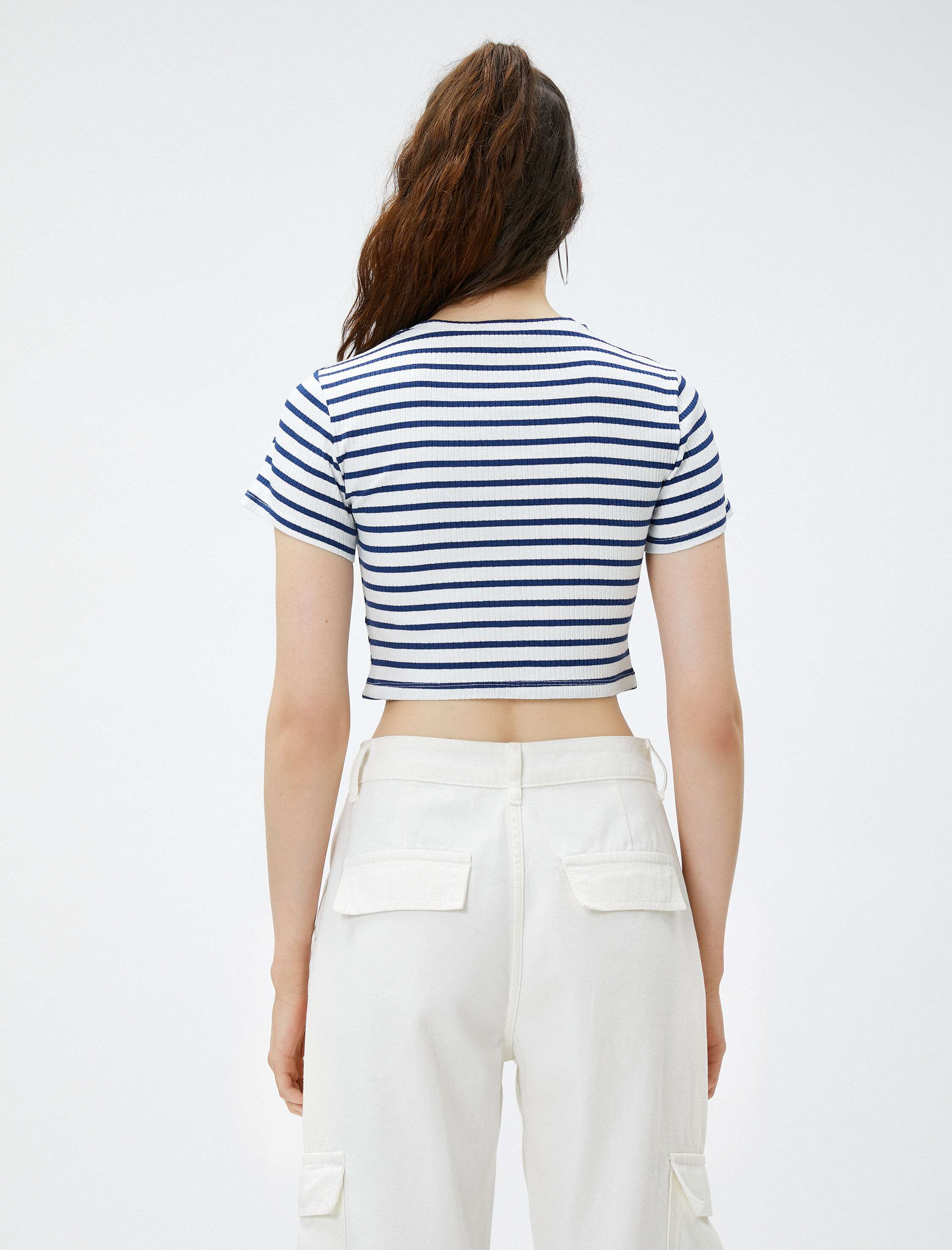   Basic Crop Tişört Bisiklet Yaka Kısa Kollu