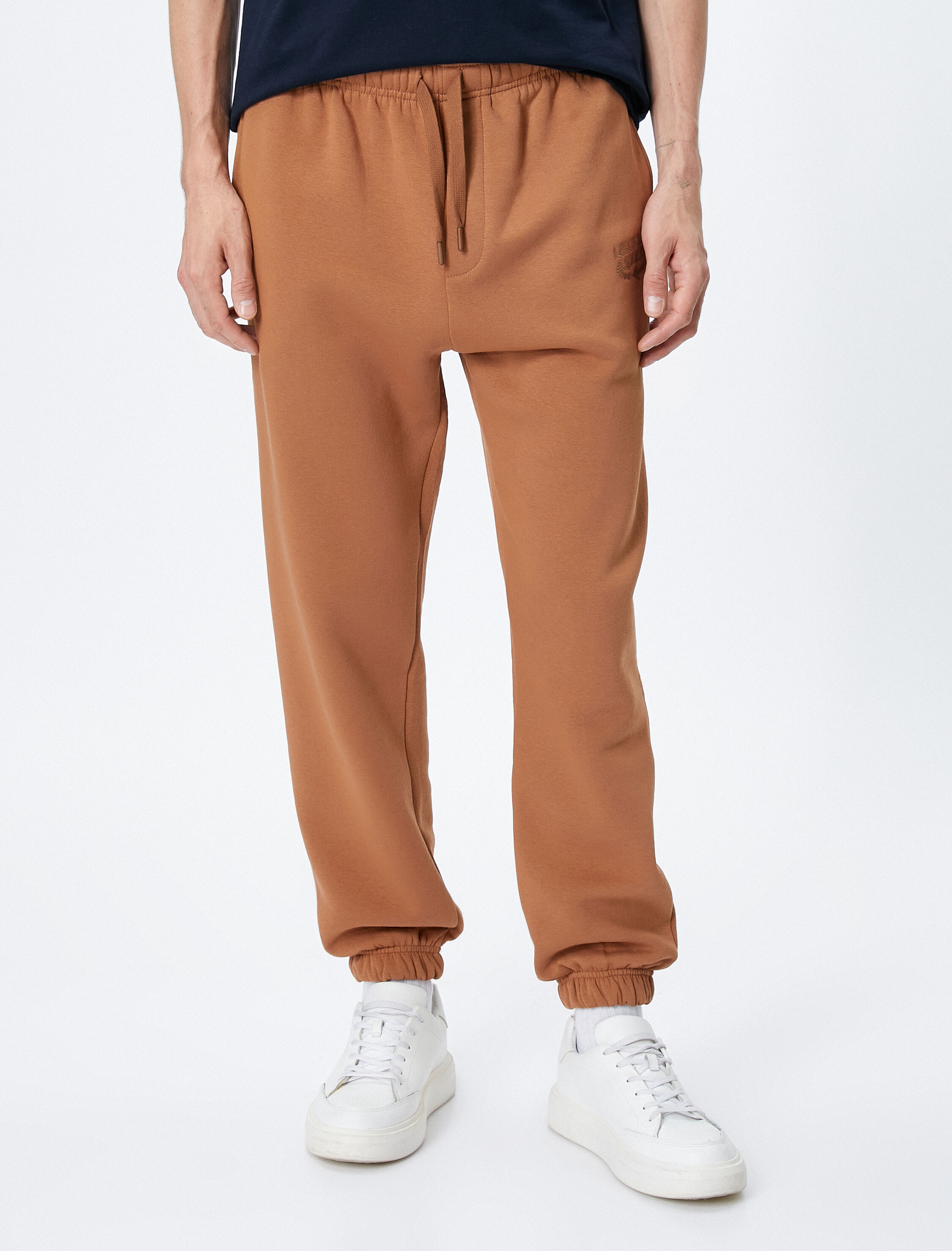   Jogger Eşofman Altı Beli Bağcıklı Cep Detaylı İşlemeli