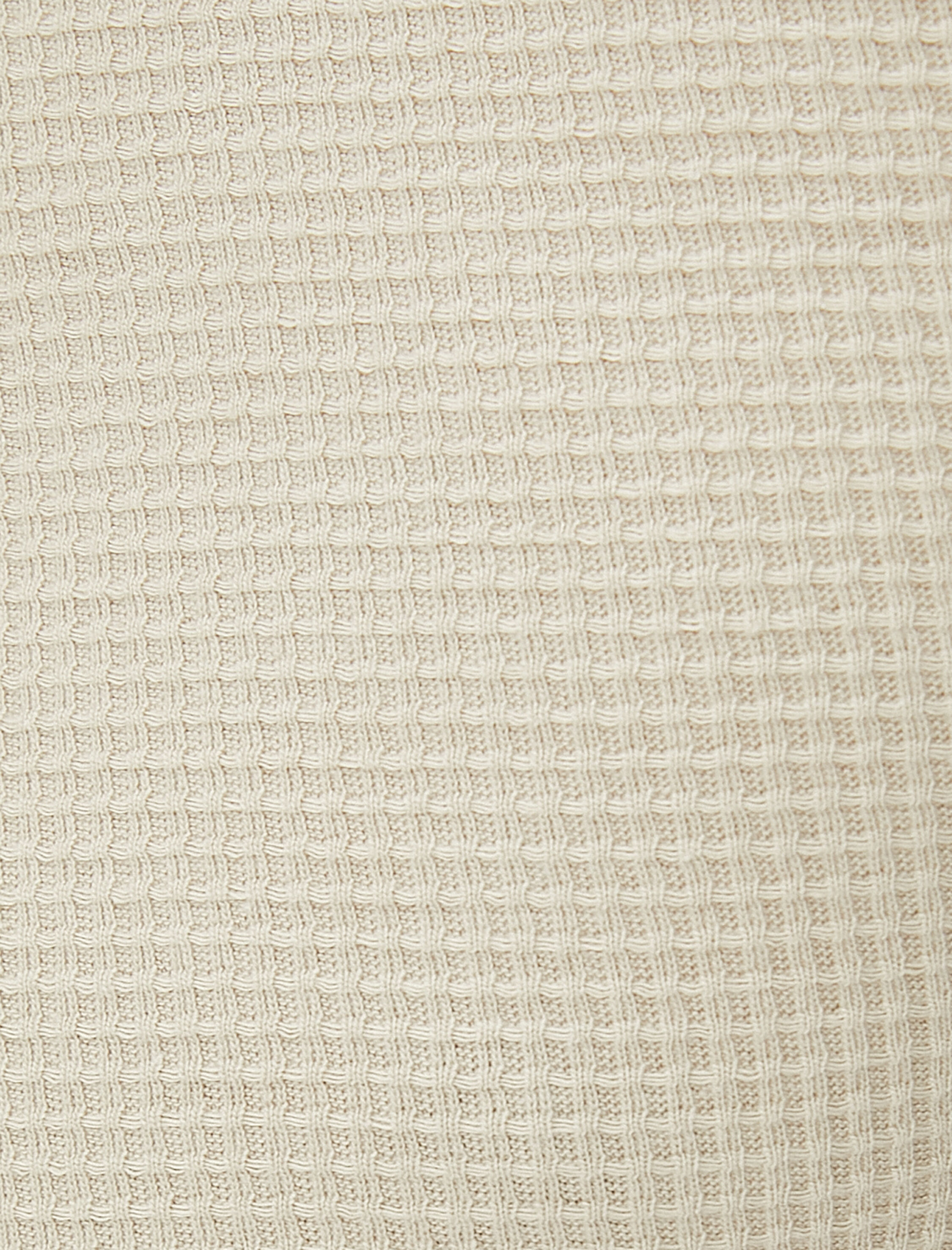   Basic Tişört Yaka Detaylı Dokulu Dar Kesim Kısa Kollu