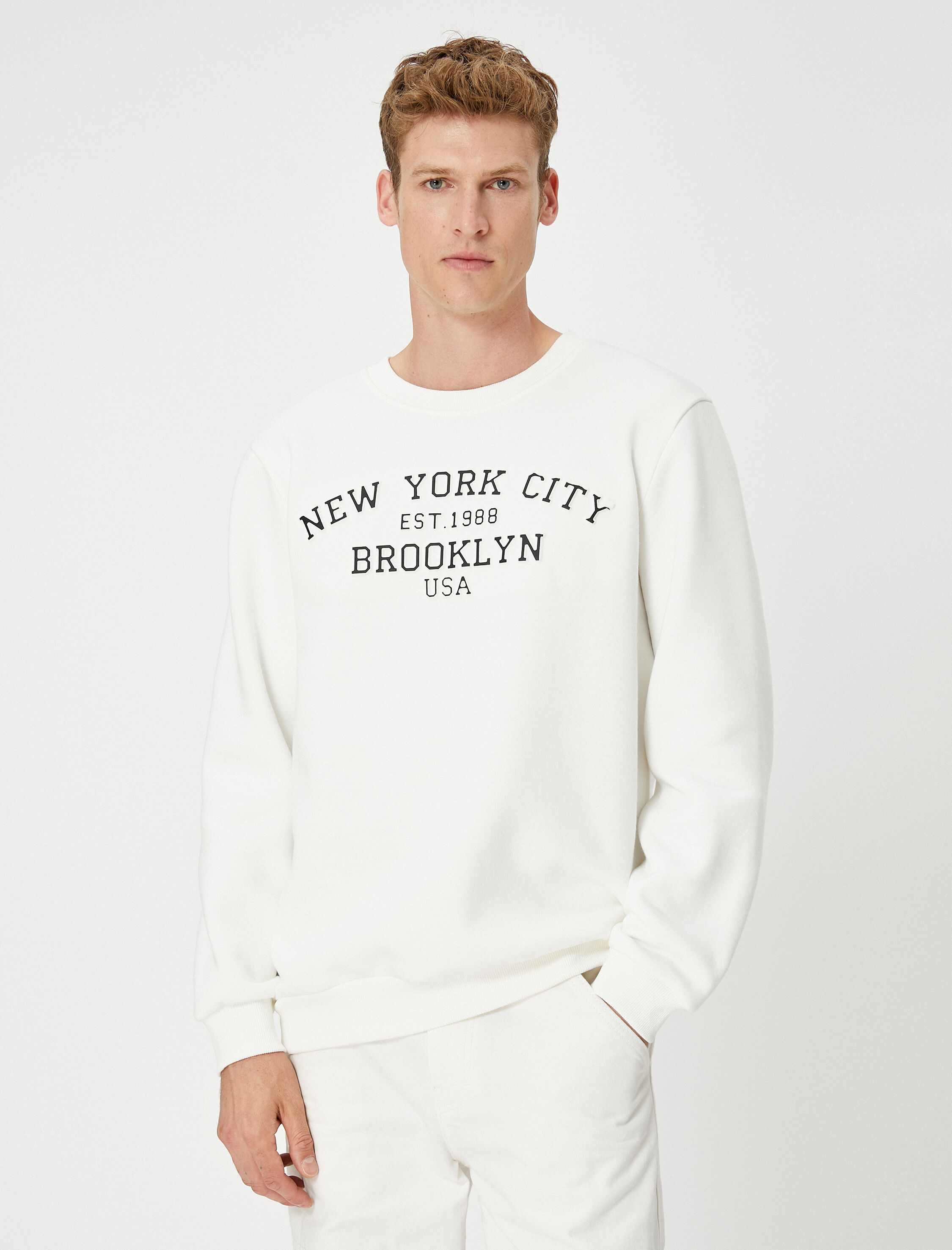   Kolej Baskılı Sweatshirt Bisiklet Yaka Uzun Kollu Şardonlu