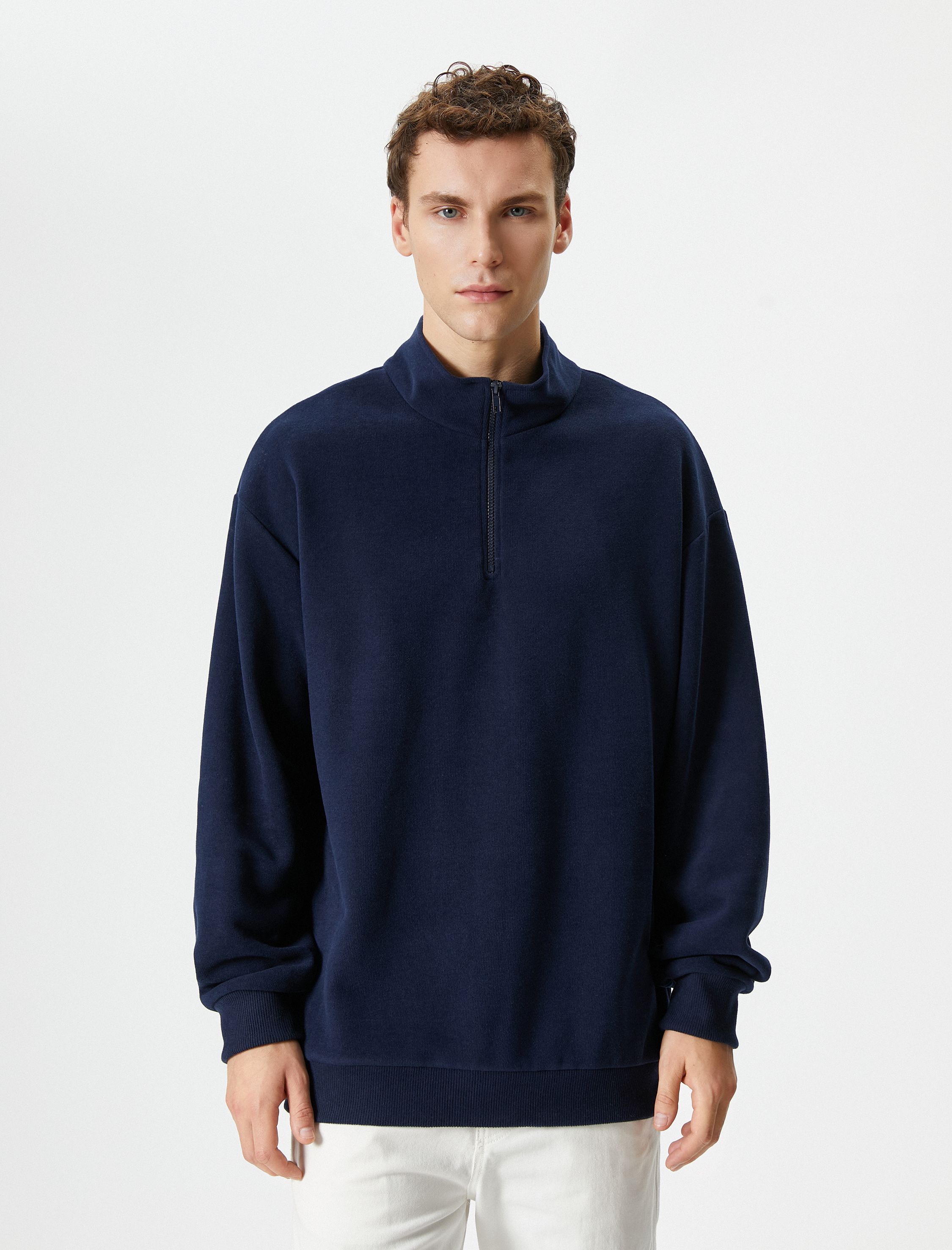  Yarım Fermuarlı Sweatshirt Dik Yaka Uzun Kollu