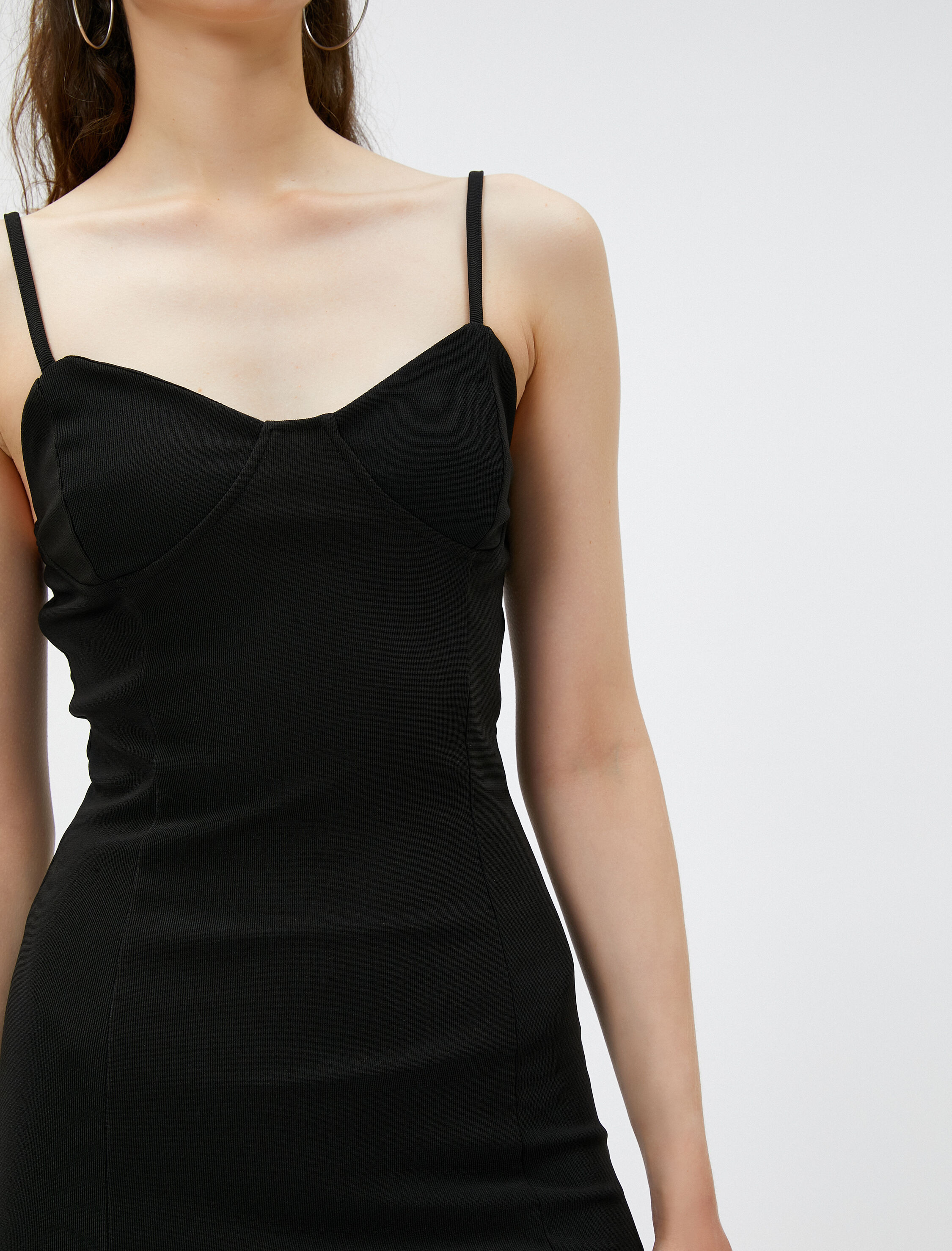   Askılı Mini Elbise Bodycon Fitilli Kalp Yaka