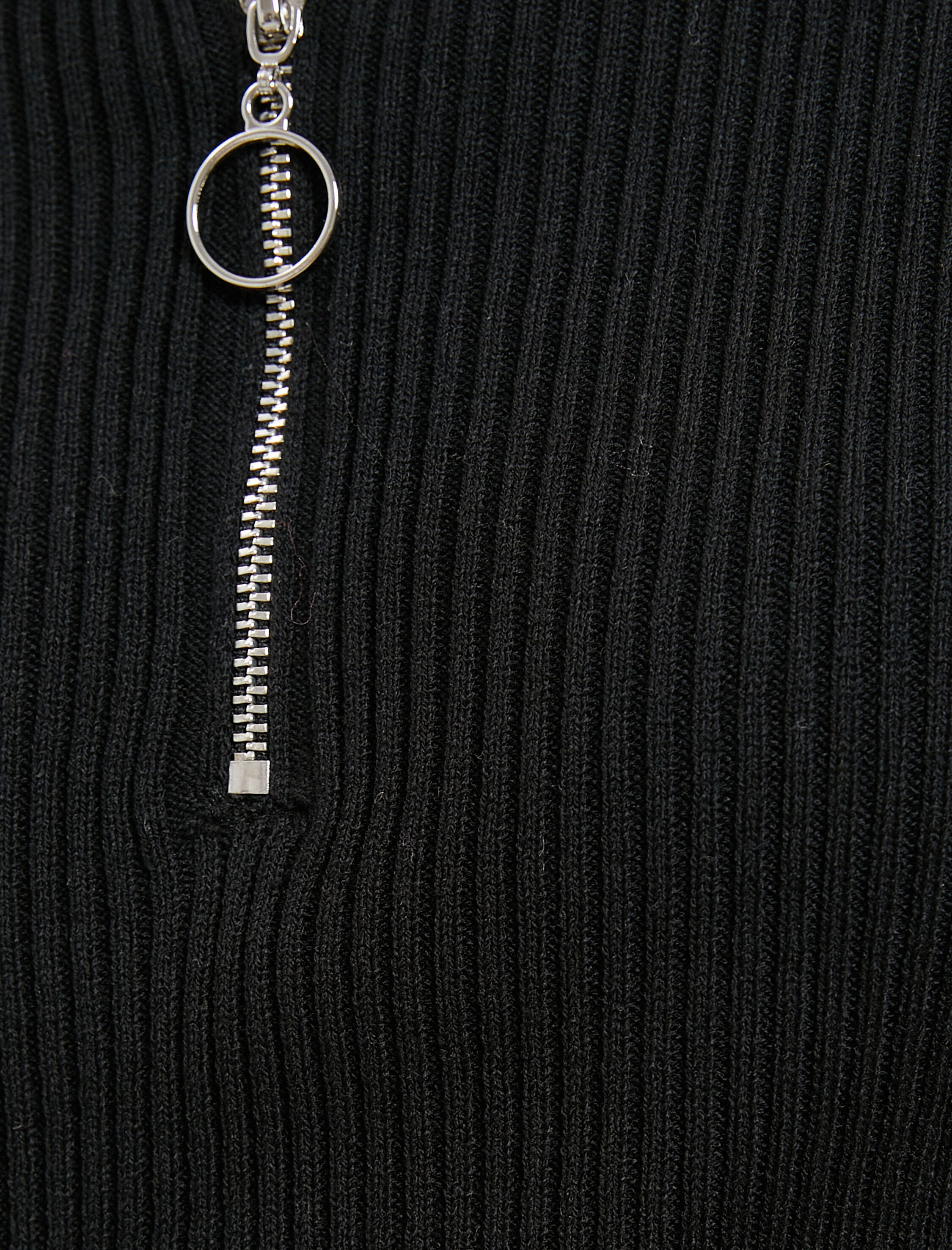   Yarım Fermuarlı Triko Kazak Dik Yaka