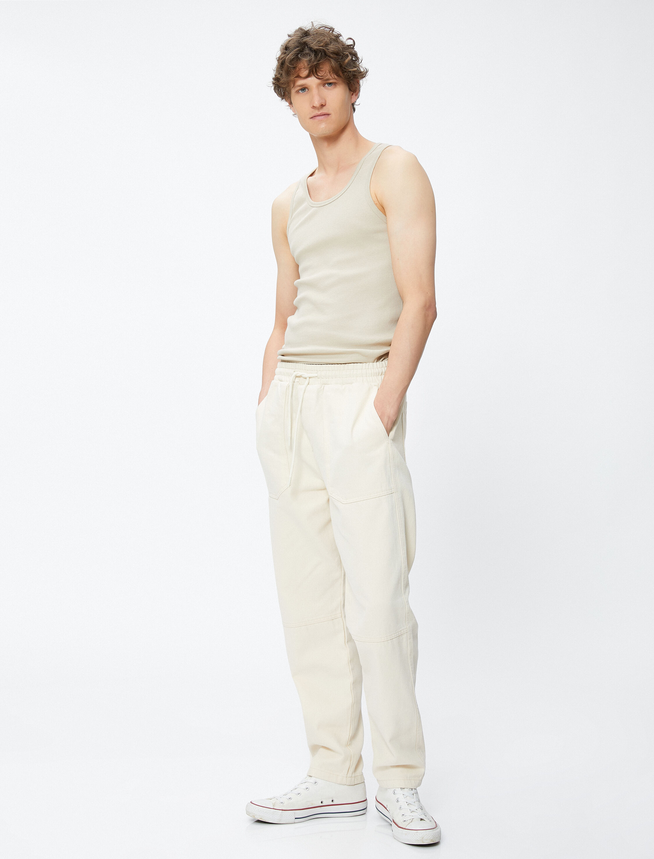   Basic Kolsuz Tişört Halter Yaka