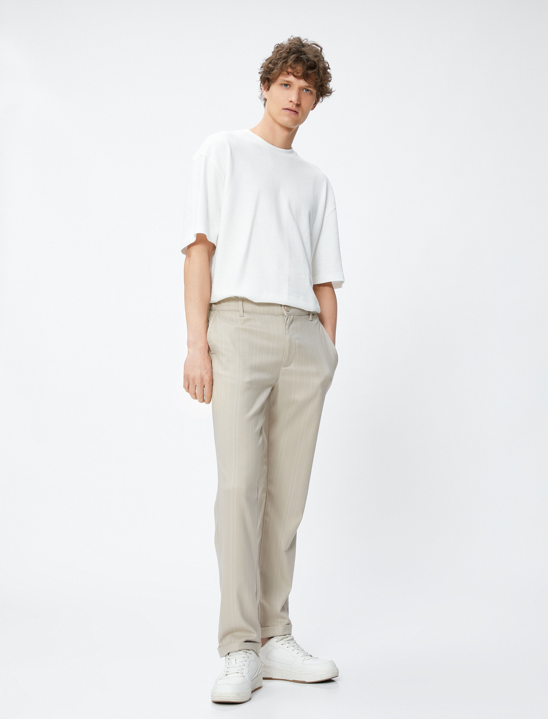   Kumaş Pantolon Slim Fit Düğmeli Cep Detaylı Viskon Karışımlı