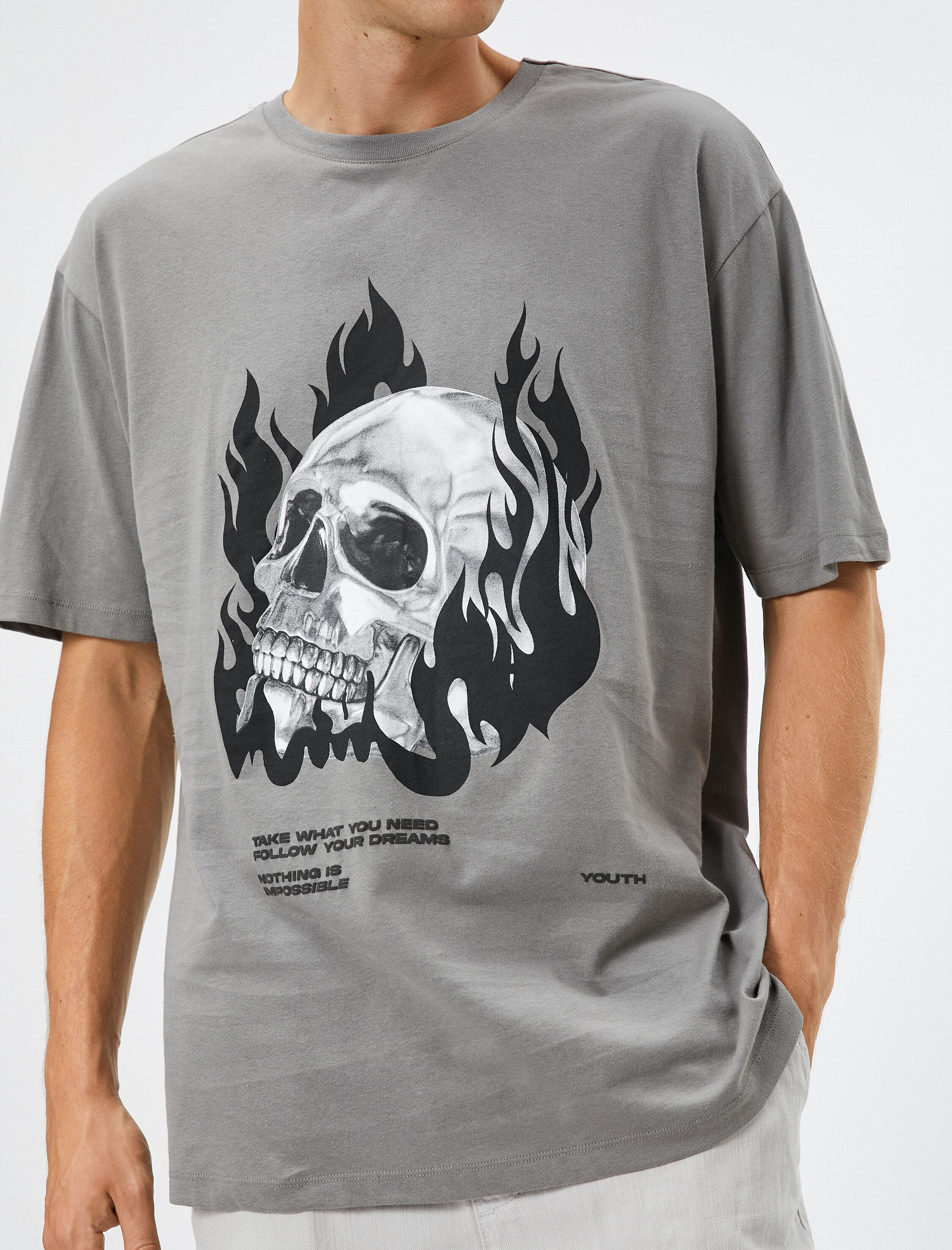   Oversize Tişört Kuru Kafa Baskılı Bisiklet Yaka Pamuklu