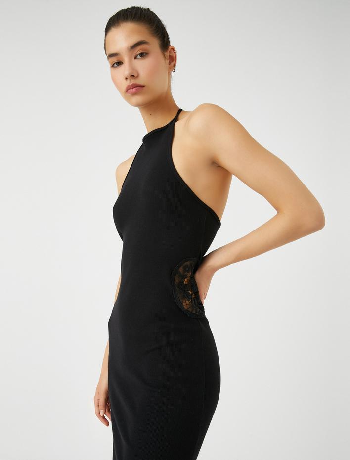  Uzun Kalem Elbise Halter Yaka Yırtmaçlı Fitilli Beli Dantel Detaylı