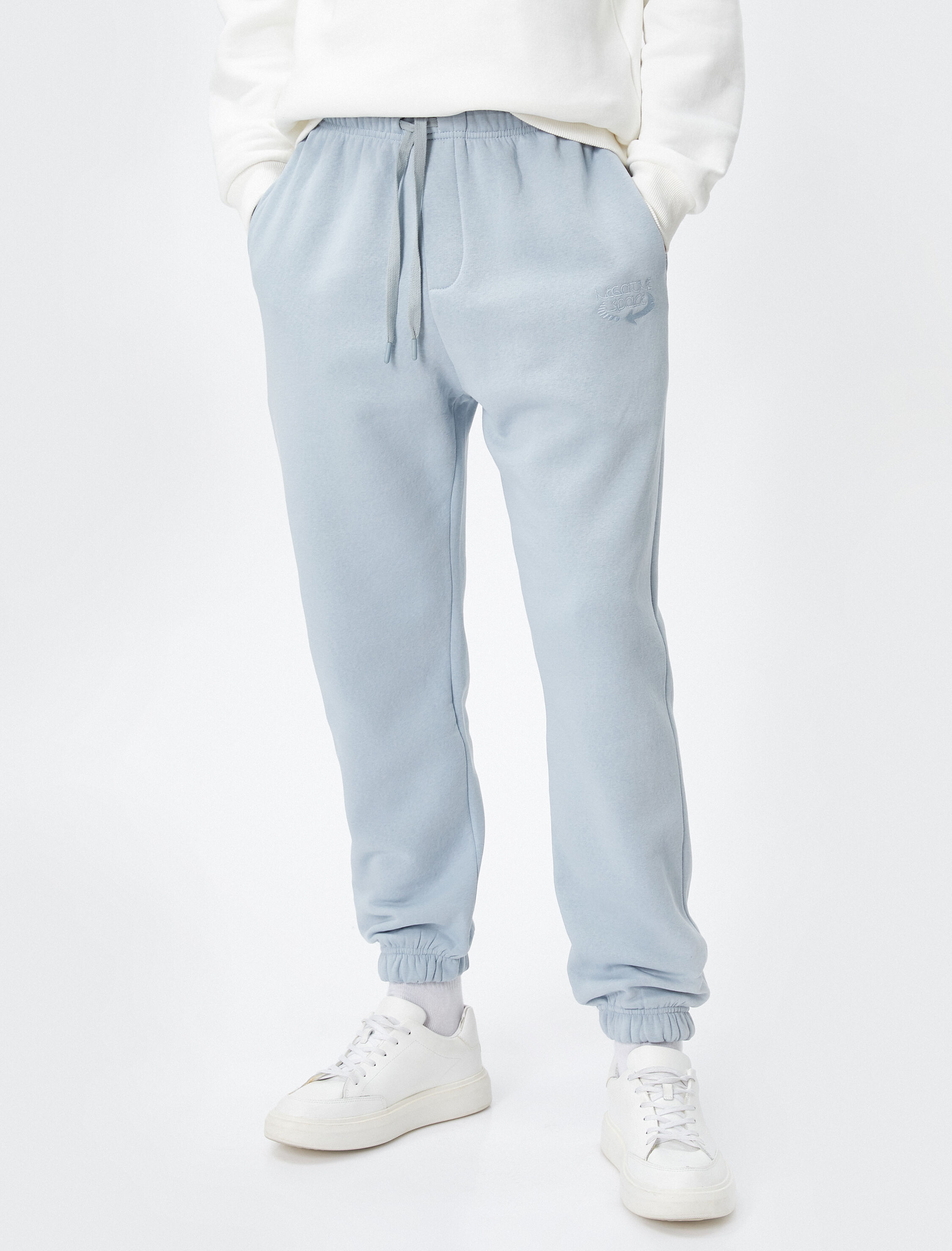   Jogger Eşofman Altı Beli Bağcıklı Cep Detaylı İşlemeli