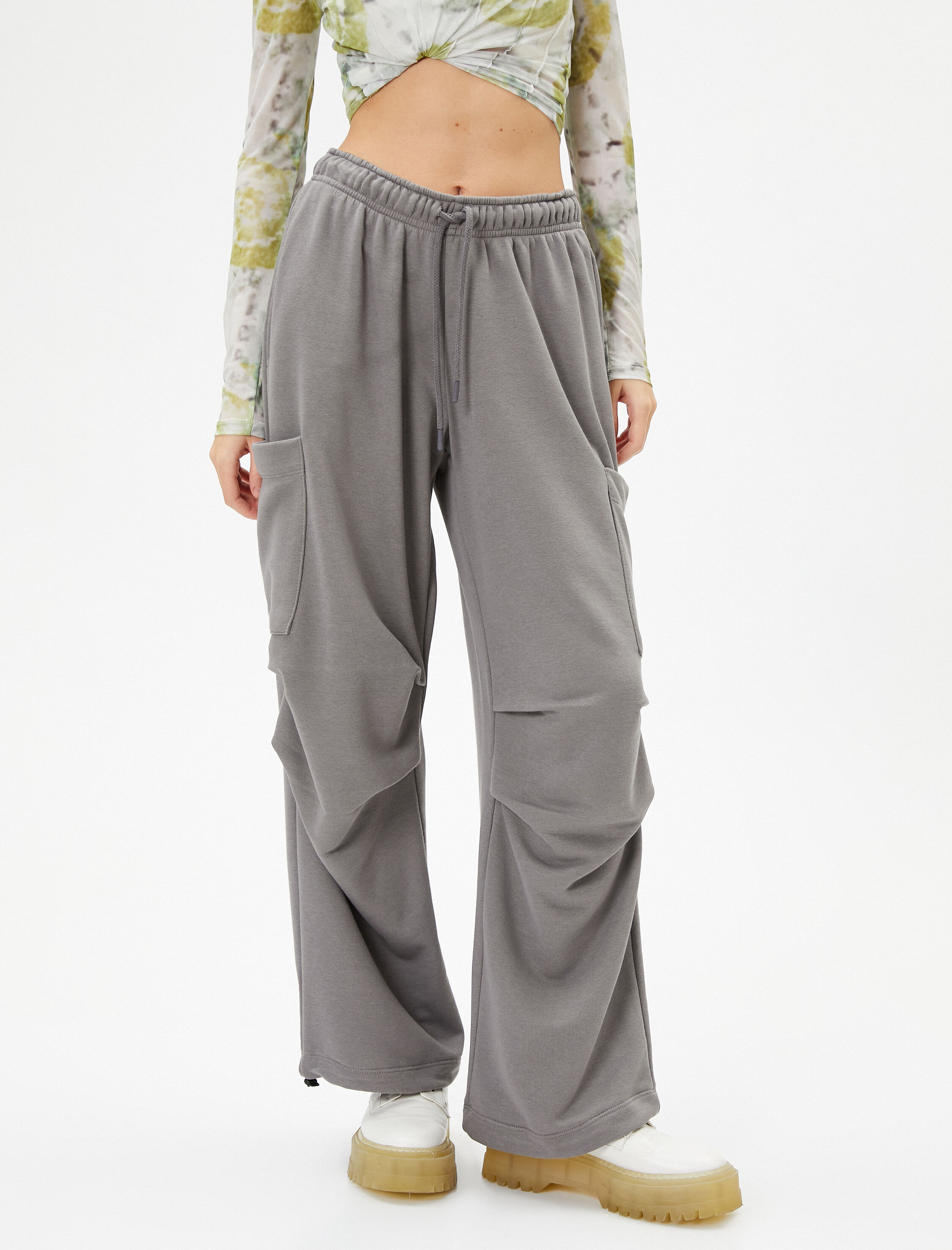   Rahat Kalıp Eşofman Altı Cepli Beli Bağlamalı Kat Detaylı