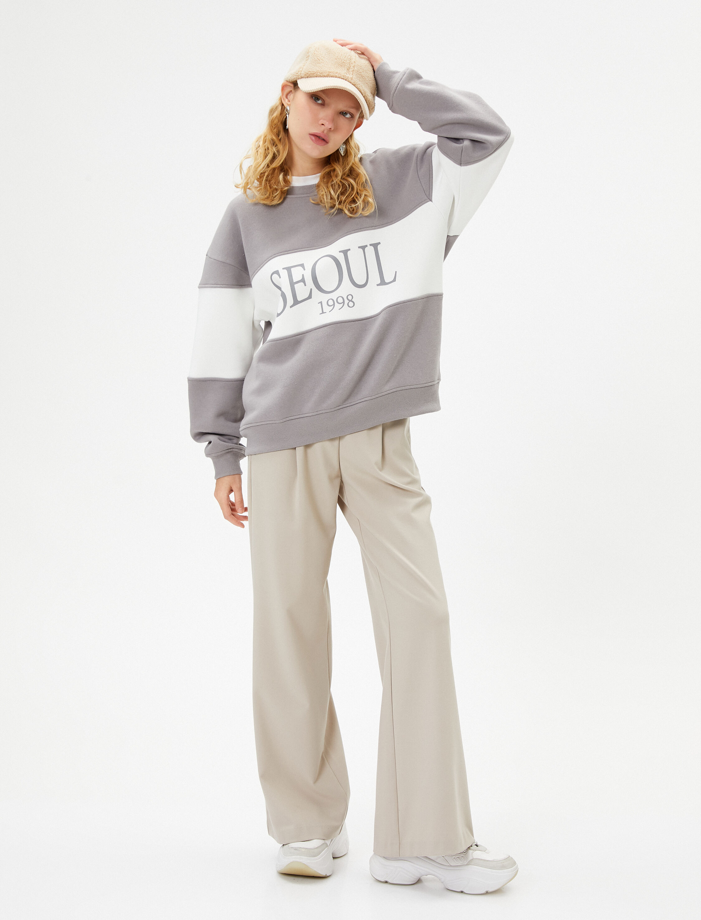   Şardonlu Kolej Sweatshirt Renk Bloklu Baskılı Uzun Kollu Bisiklet Yaka Pamuk Karışımlı