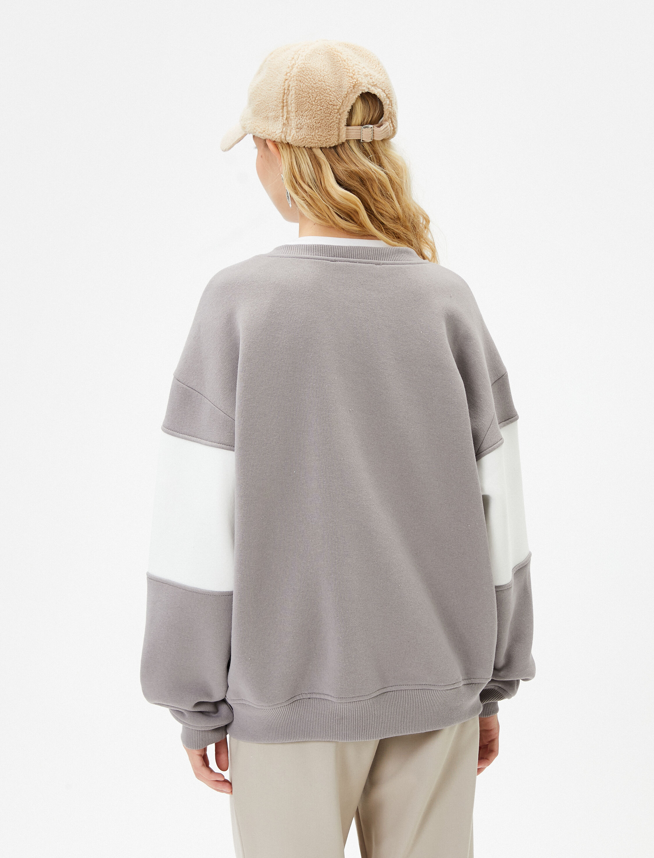   Şardonlu Kolej Sweatshirt Renk Bloklu Baskılı Uzun Kollu Bisiklet Yaka Pamuk Karışımlı