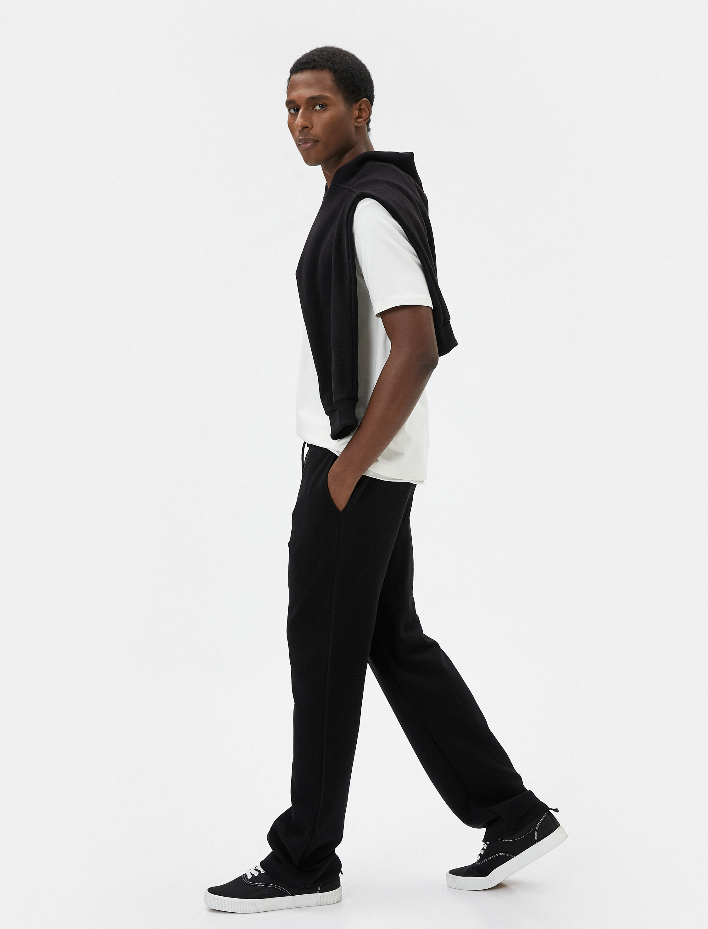   Oversize Eşofman Altı Beli Bağcıklı Bol Paça Cep Detaylı