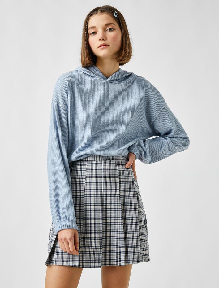  Kapüşonlu Uzun Kollu Kazak