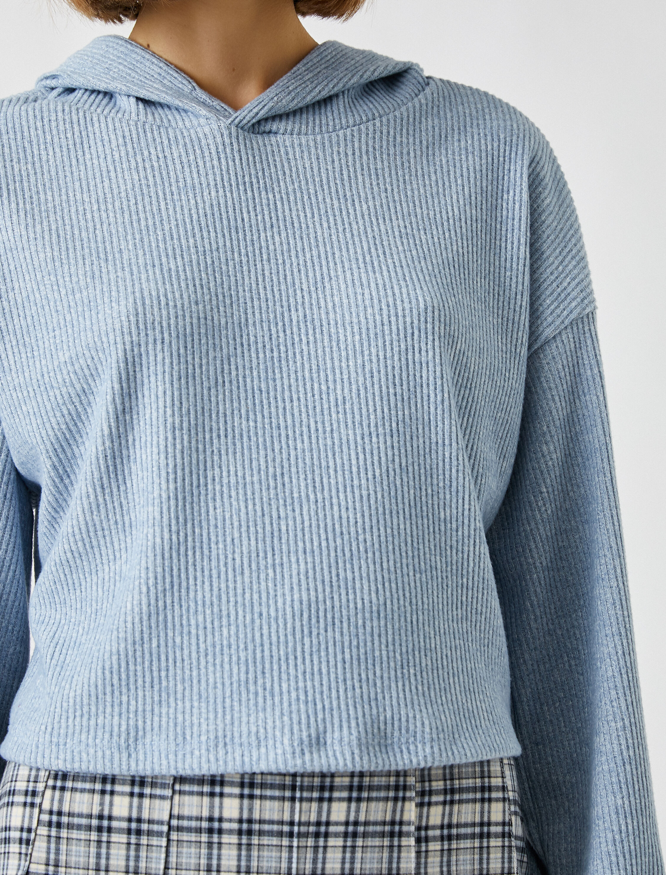   Kapüşonlu Uzun Kollu Kazak