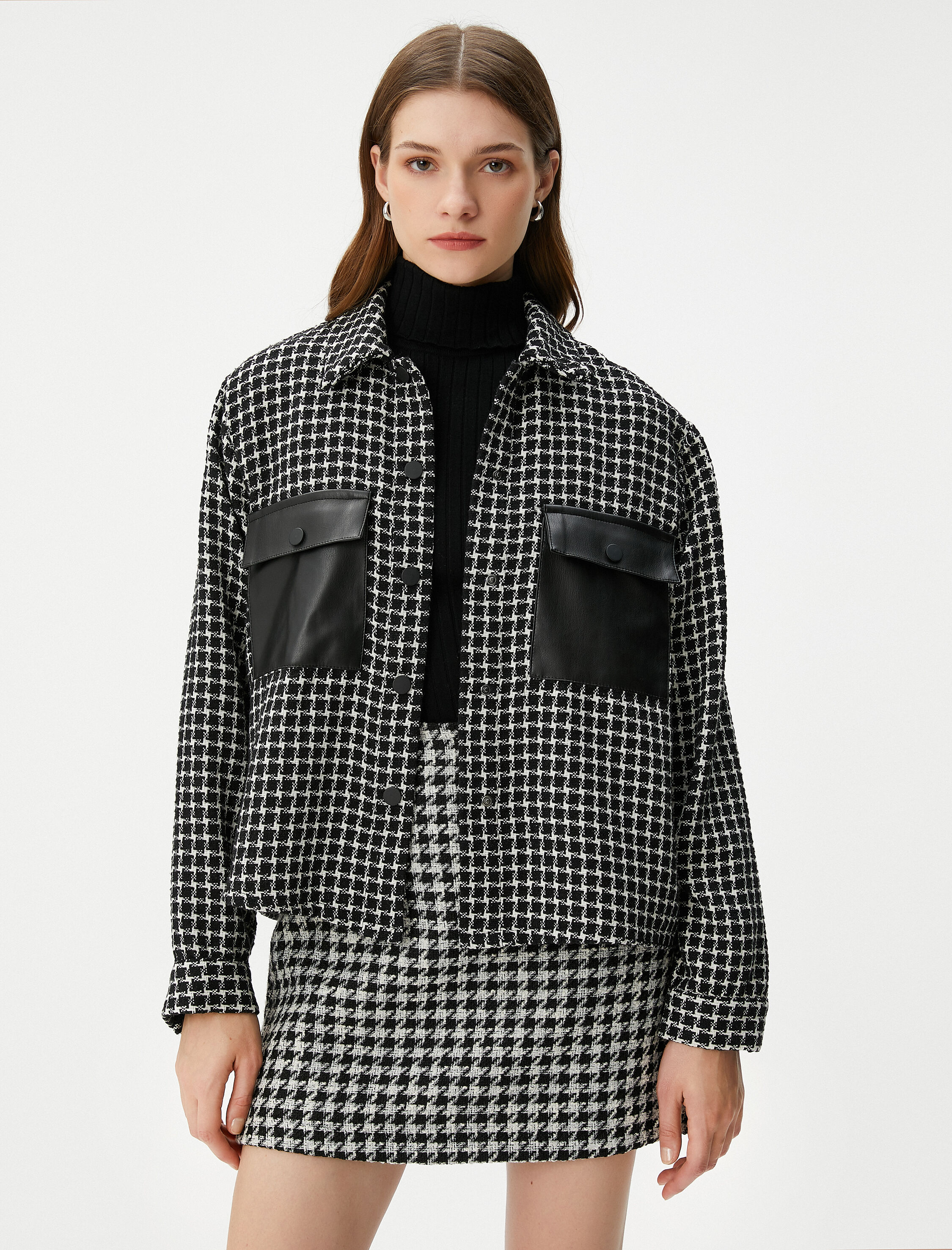   Tüvit Ceket Suni Deri Detaylı Cepli Düğmeli