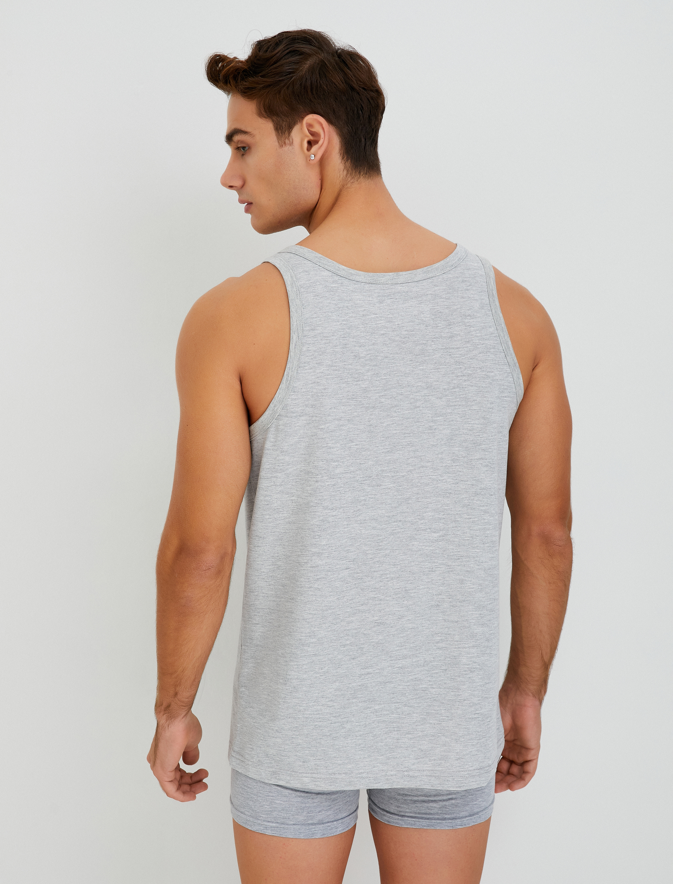   Atlet Basic U Yaka Kolsuz