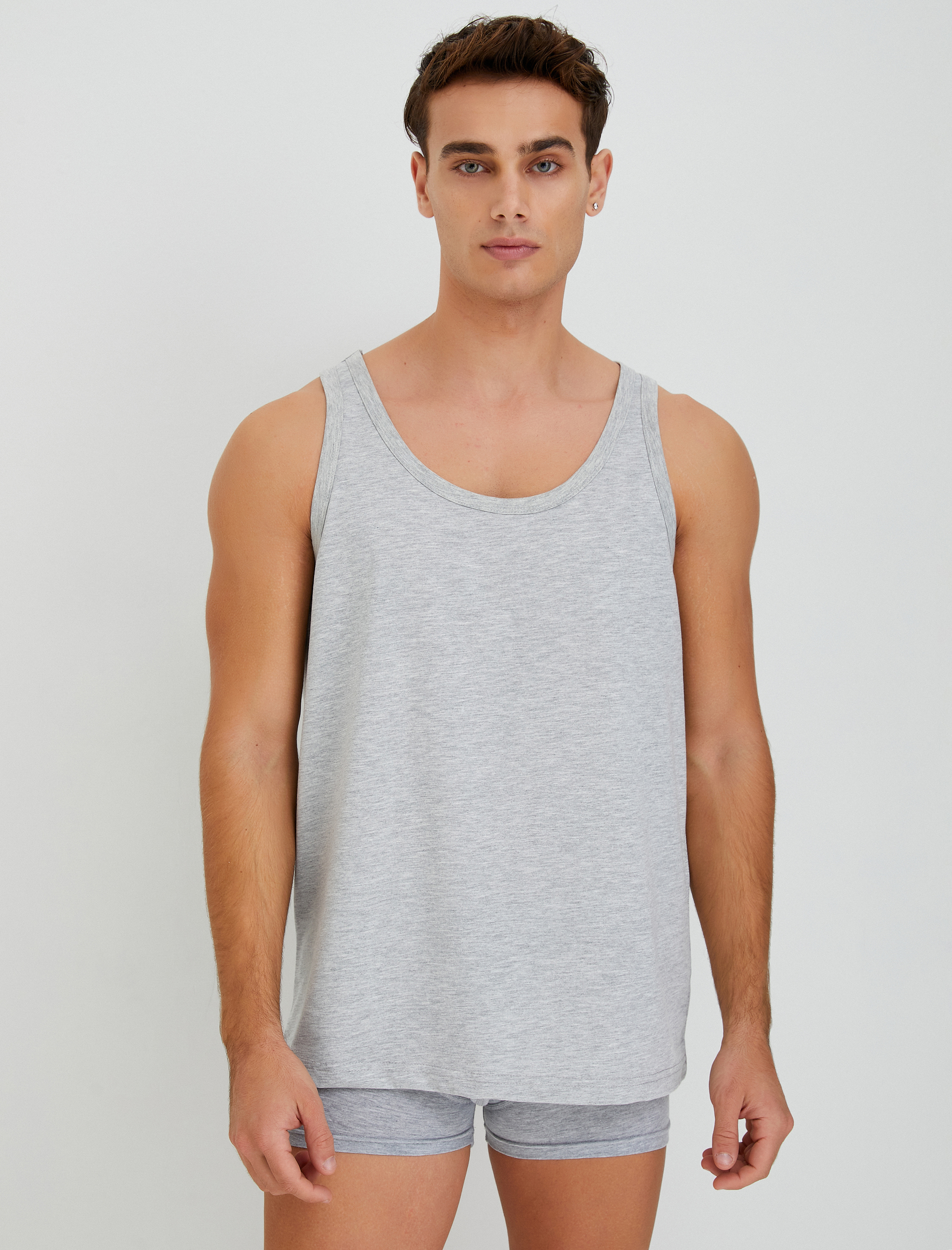   Atlet Basic U Yaka Kolsuz