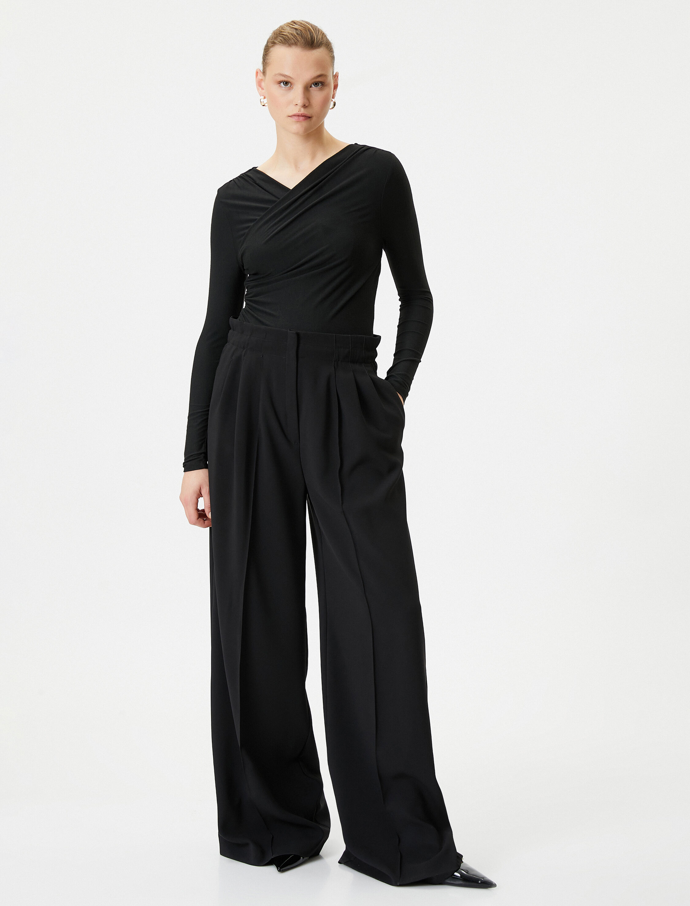   Uzun Kollu Tişört Anvelop V Yaka