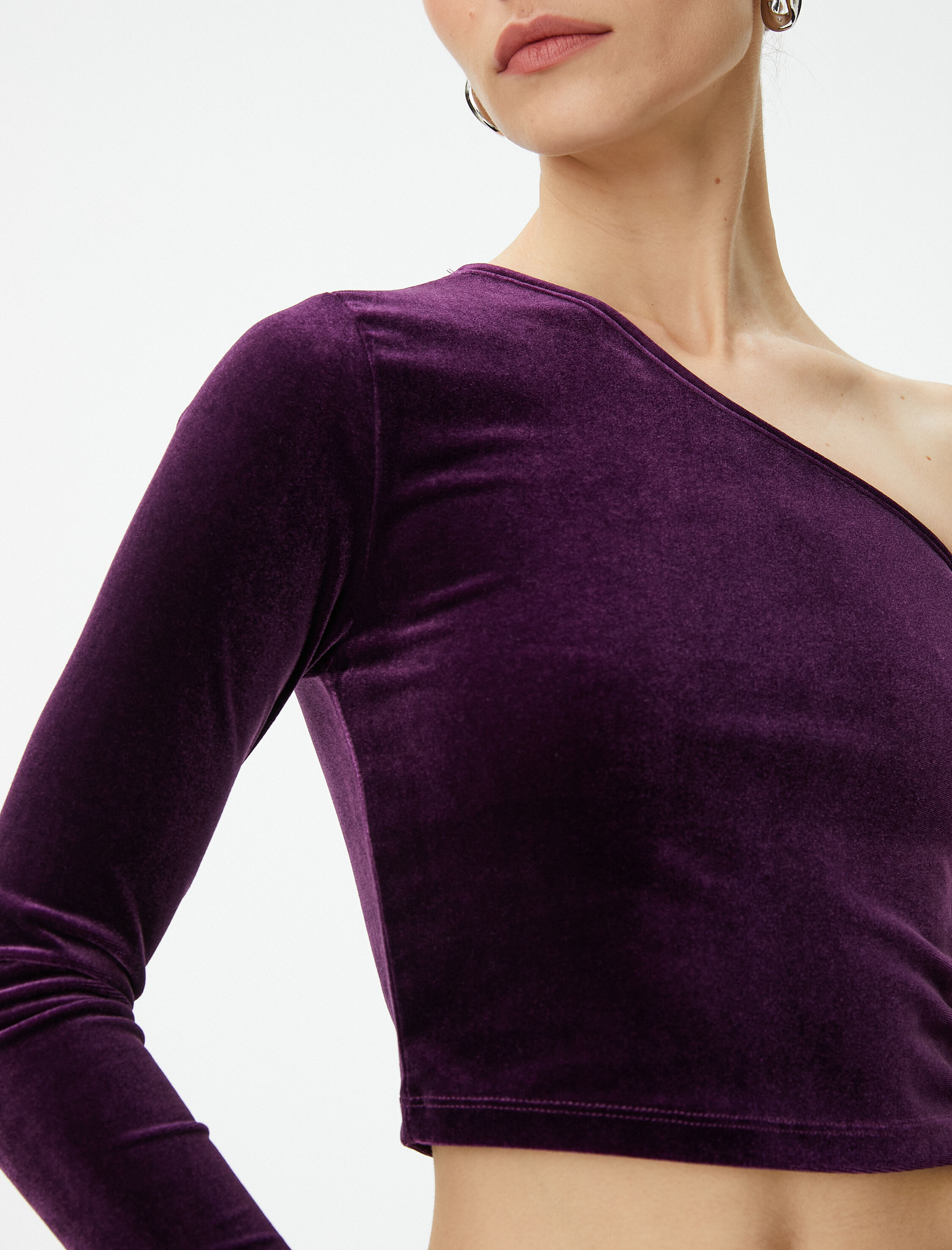   Kadife Tek Omuz Tişört Crop