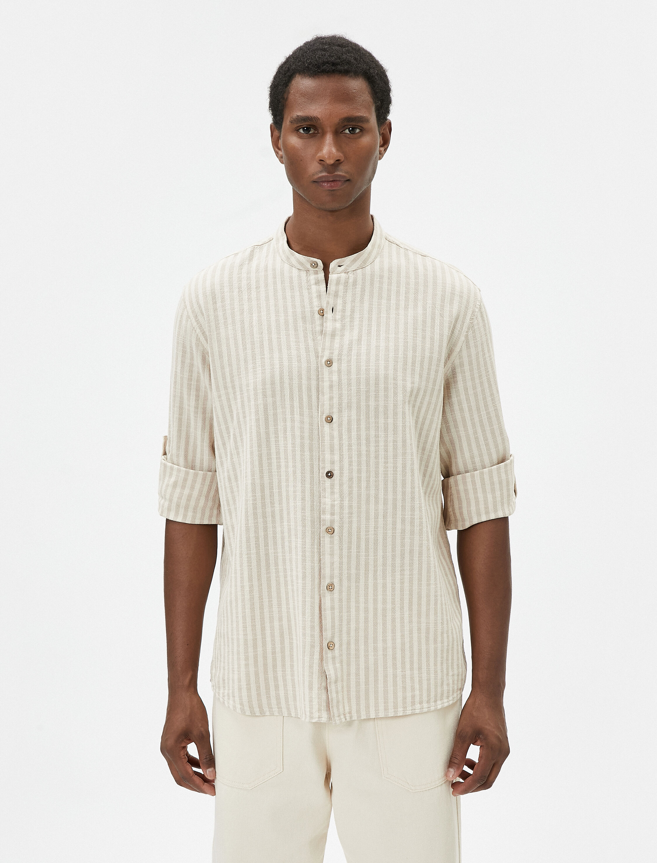 Hakim Yaka Gömlek Düğmeli Kıvrılabilir Kol Detaylı Pamuklu Regular Fit