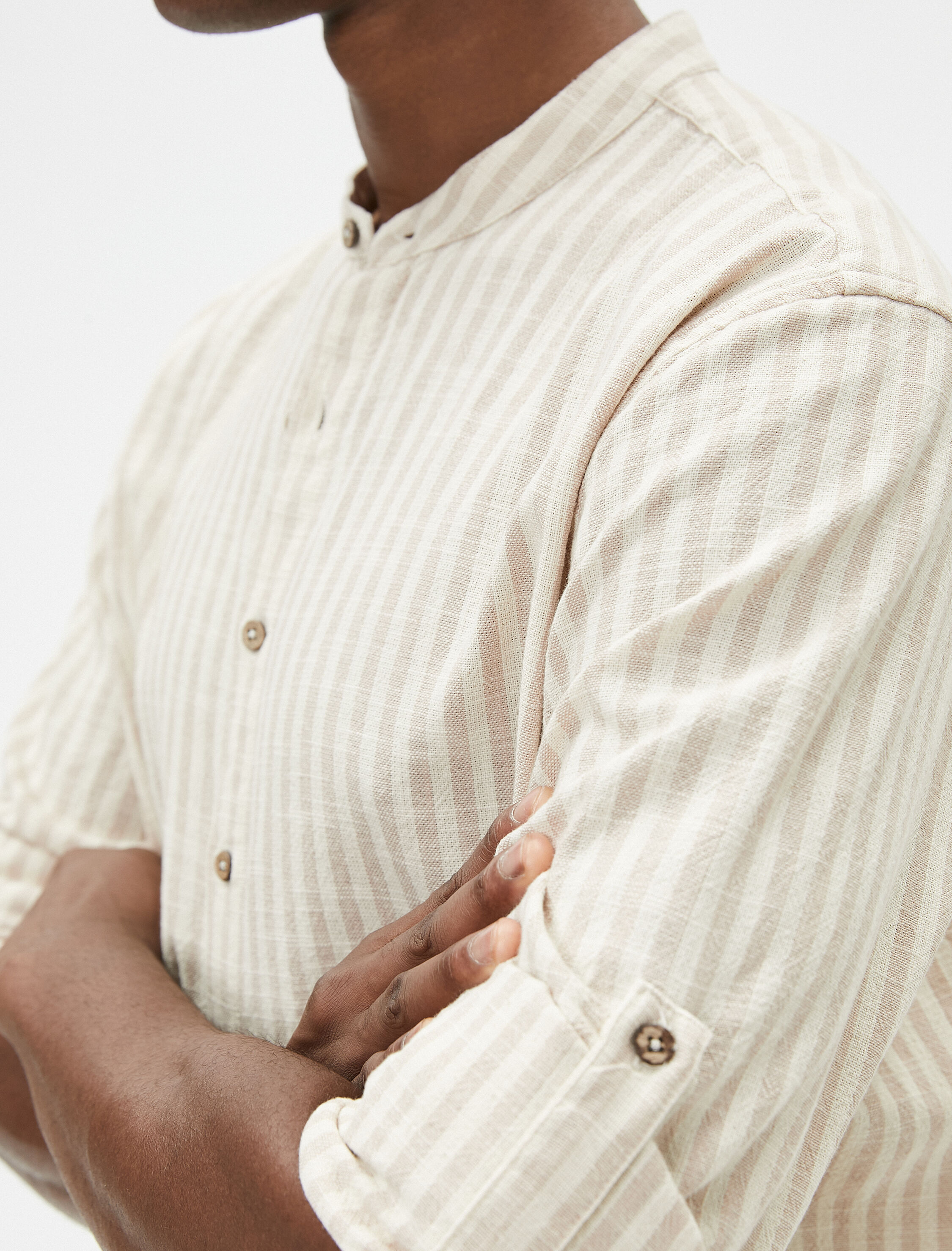 Hakim Yaka Gömlek Düğmeli Kıvrılabilir Kol Detaylı Pamuklu Regular Fit