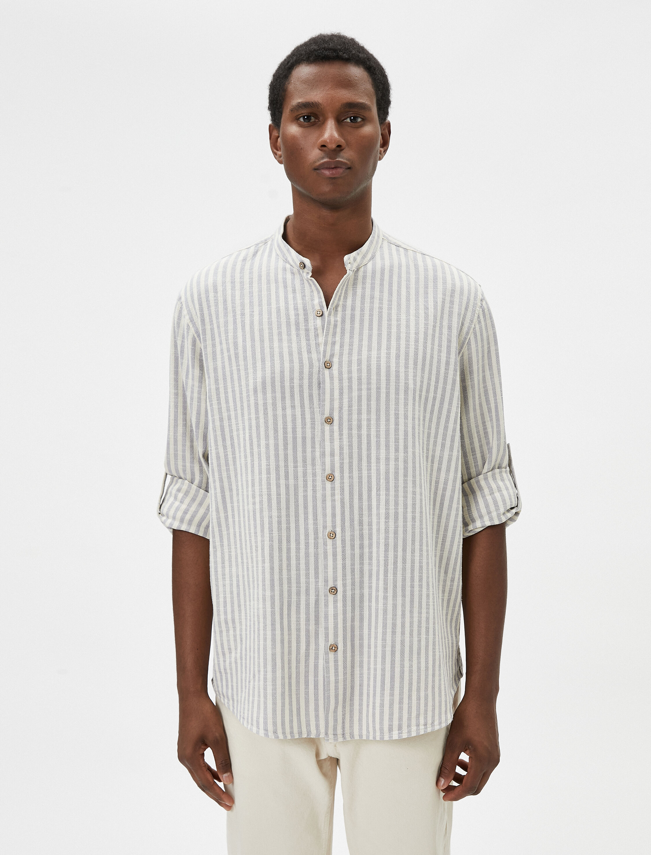 Hakim Yaka Gömlek Düğmeli Kıvrılabilir Kol Detaylı Pamuklu Regular Fit