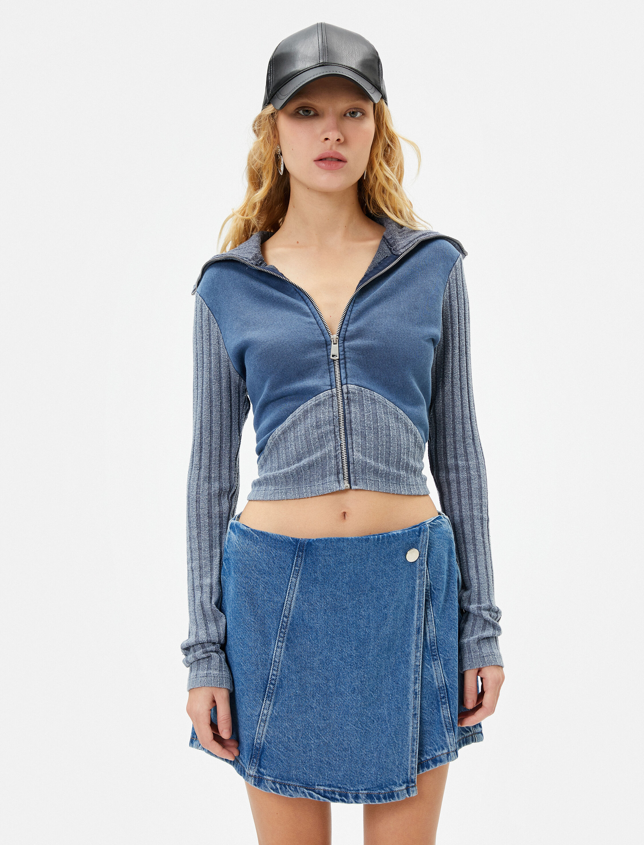   Şardonlu Fermuarlı Sweatshirt Çift Kumaş Kullanımlı Soluk Efektli Dik Yaka Pamuklu