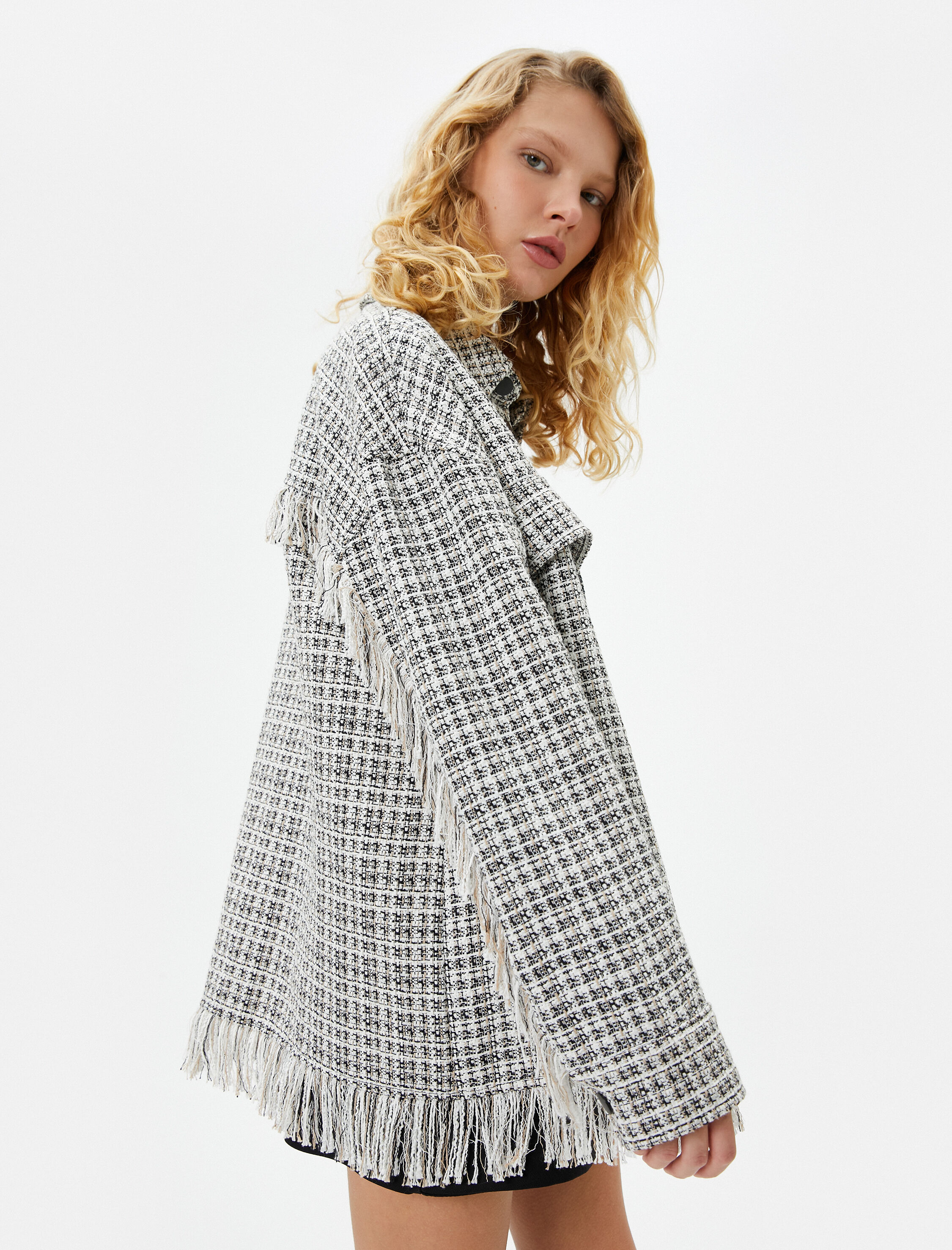 Tüvit Gömlek Ceket Püsküllü Kapaklı Cep Detaylı Çıtçıt Düğmeli