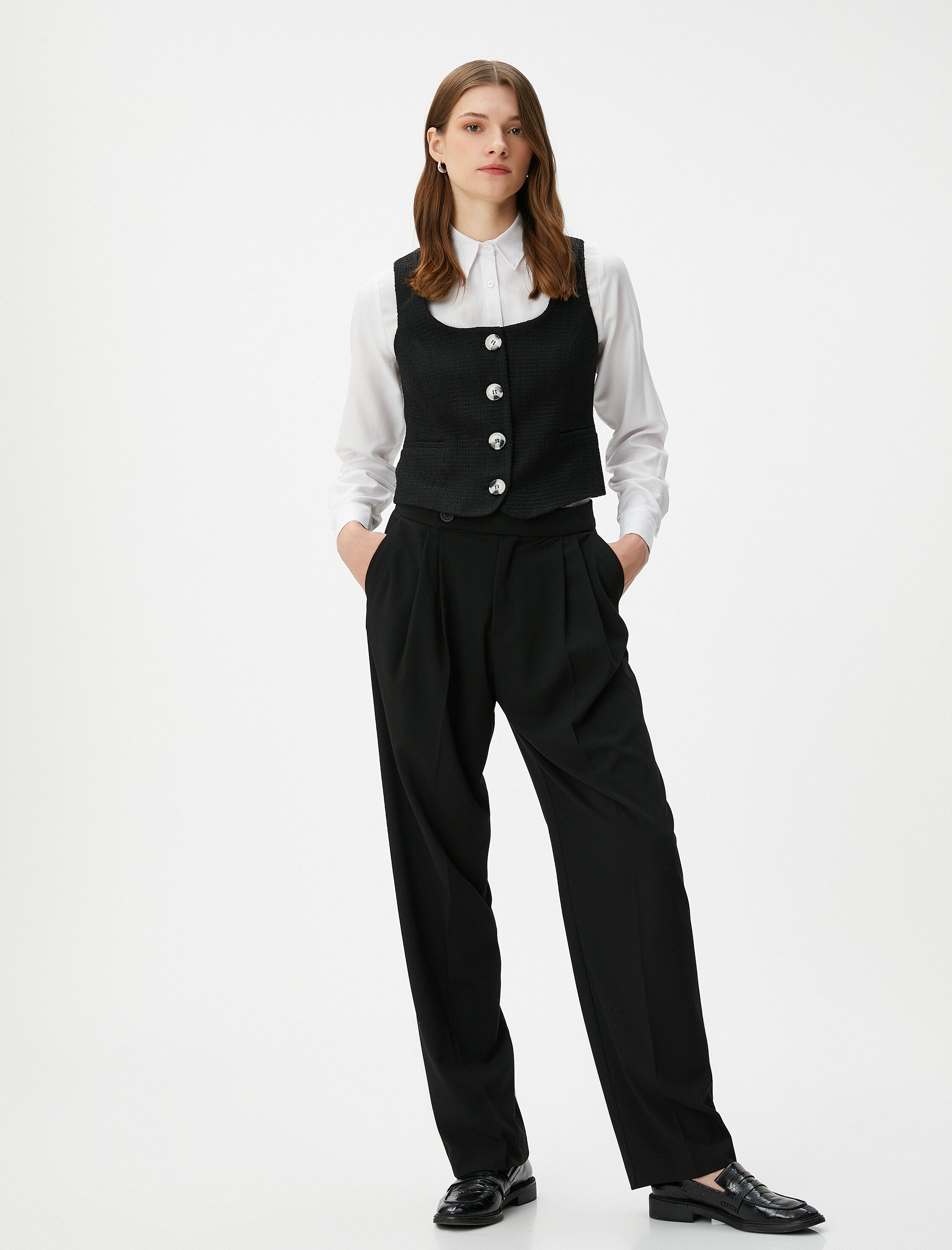   Tüvit Yelek Düğmeli Kare Yaka Cepli