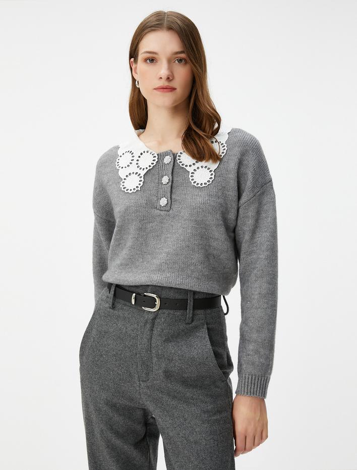  Vintage Görünümlü Kazak Dantel Yaka Düğmeli