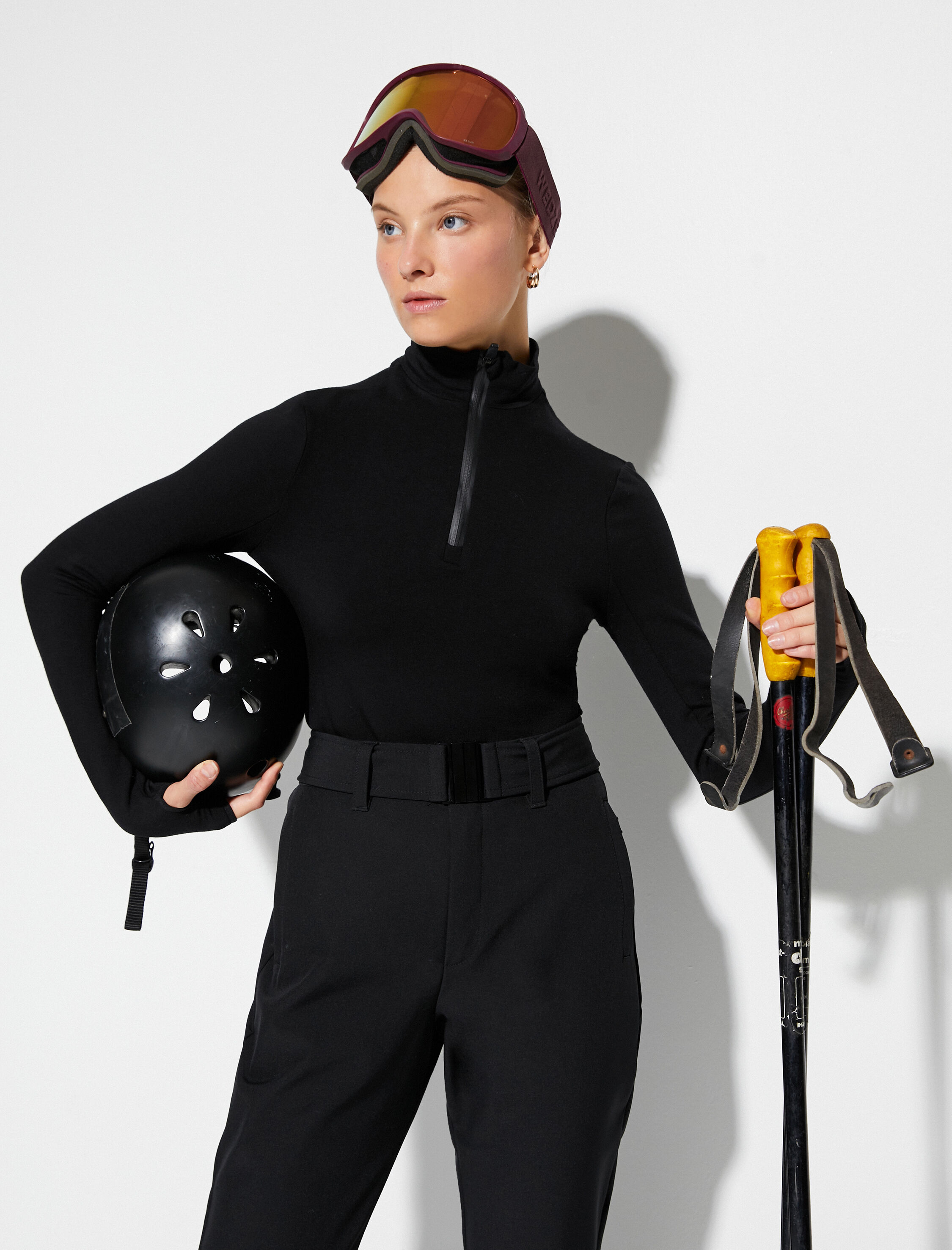   Uzun Kollu Kar Tişörtü Dik Yaka Yarım Fermuarlı