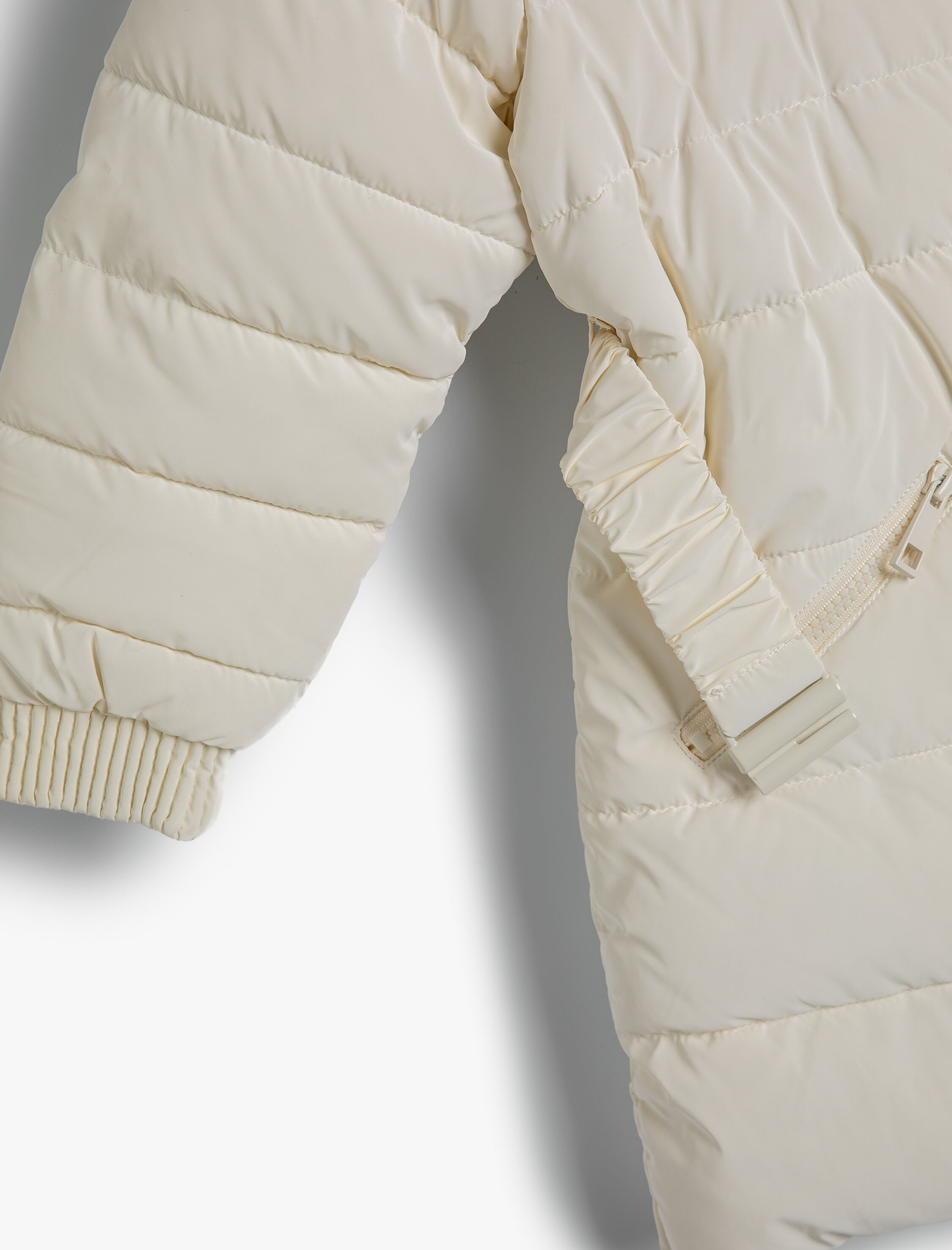  Kız Çocuk Uzun Şişme Mont Peluş Kapşonlu Kemer Detaylı Cepli