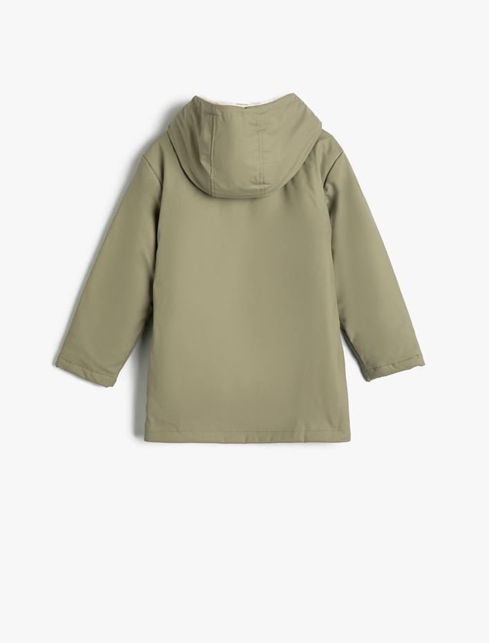 Kız Çocuk Kapşonlu Kaban Su Geçirmez  Fermuarlı Kapaklı Cepli Peluş Astarlı