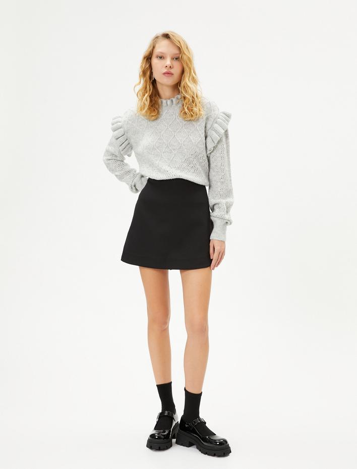  Fırfırlı Örgü Ajurlu Kazak Yumuşak Dokulu Dik Yaka Parıltılı