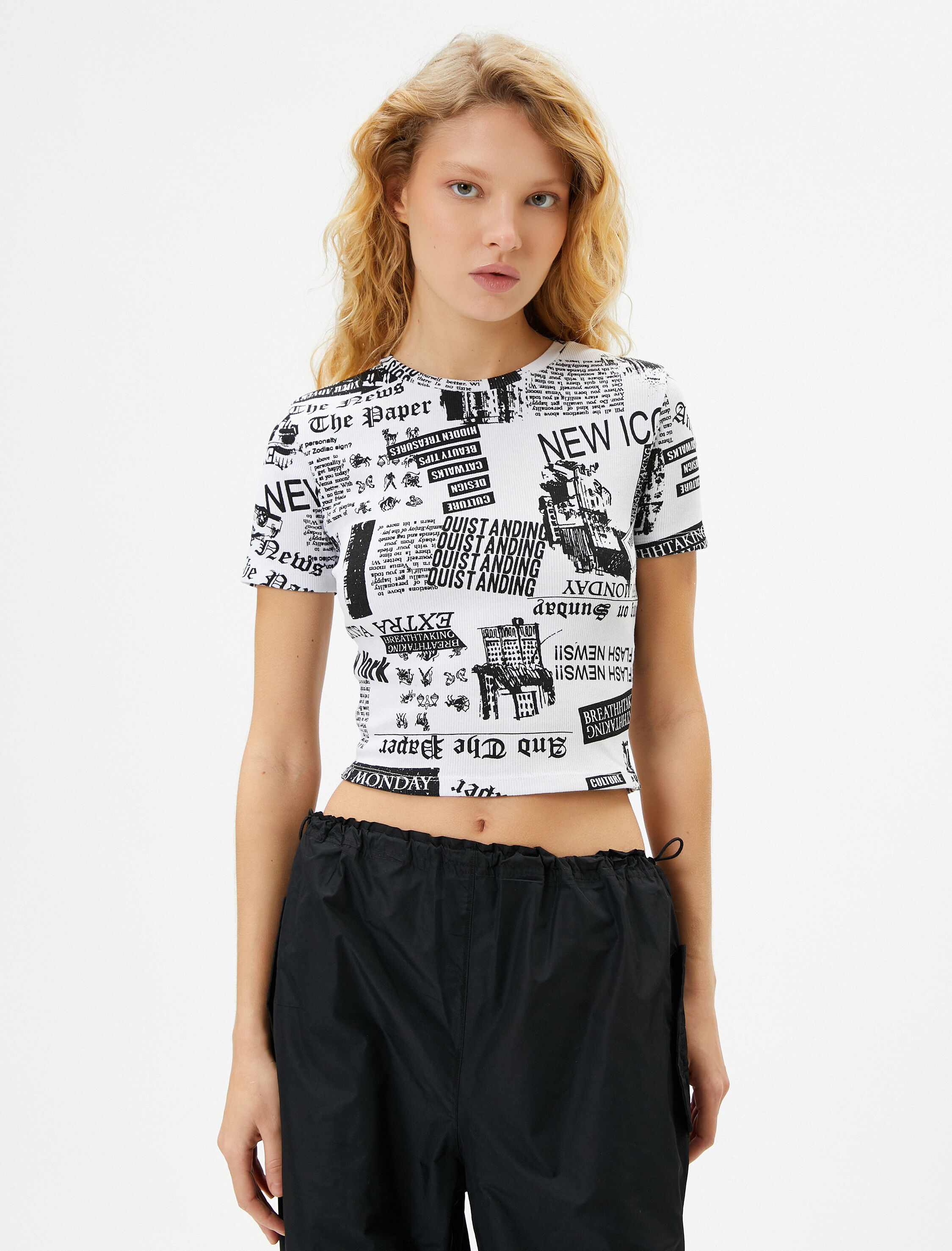   Baskılı Crop Tişört Slim Fit Kısa Kollu Bisiklet Yaka Pamuklu