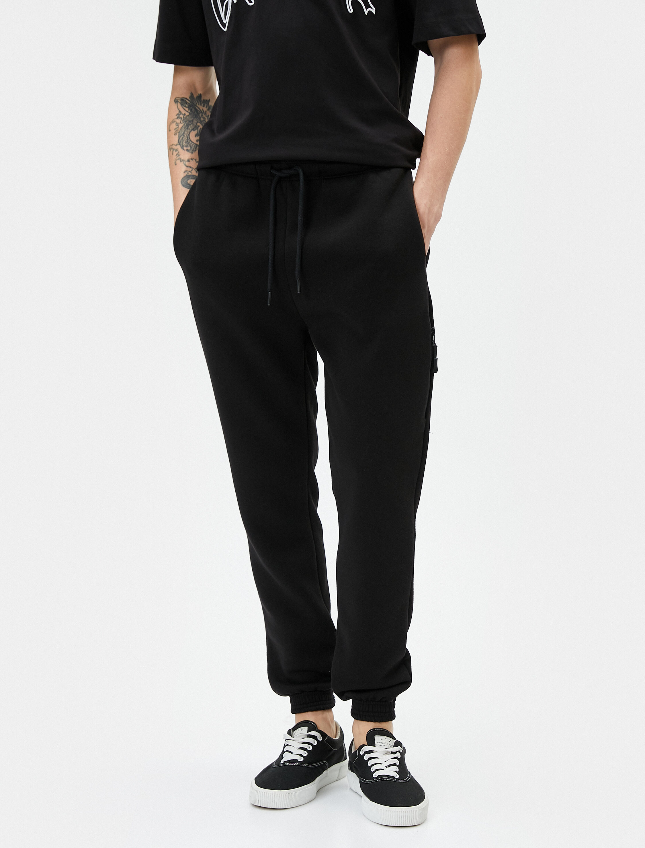   Jogger Eşofman Altı Beli Bağcıklı Fermuar Detaylı Cepli Şardonlu