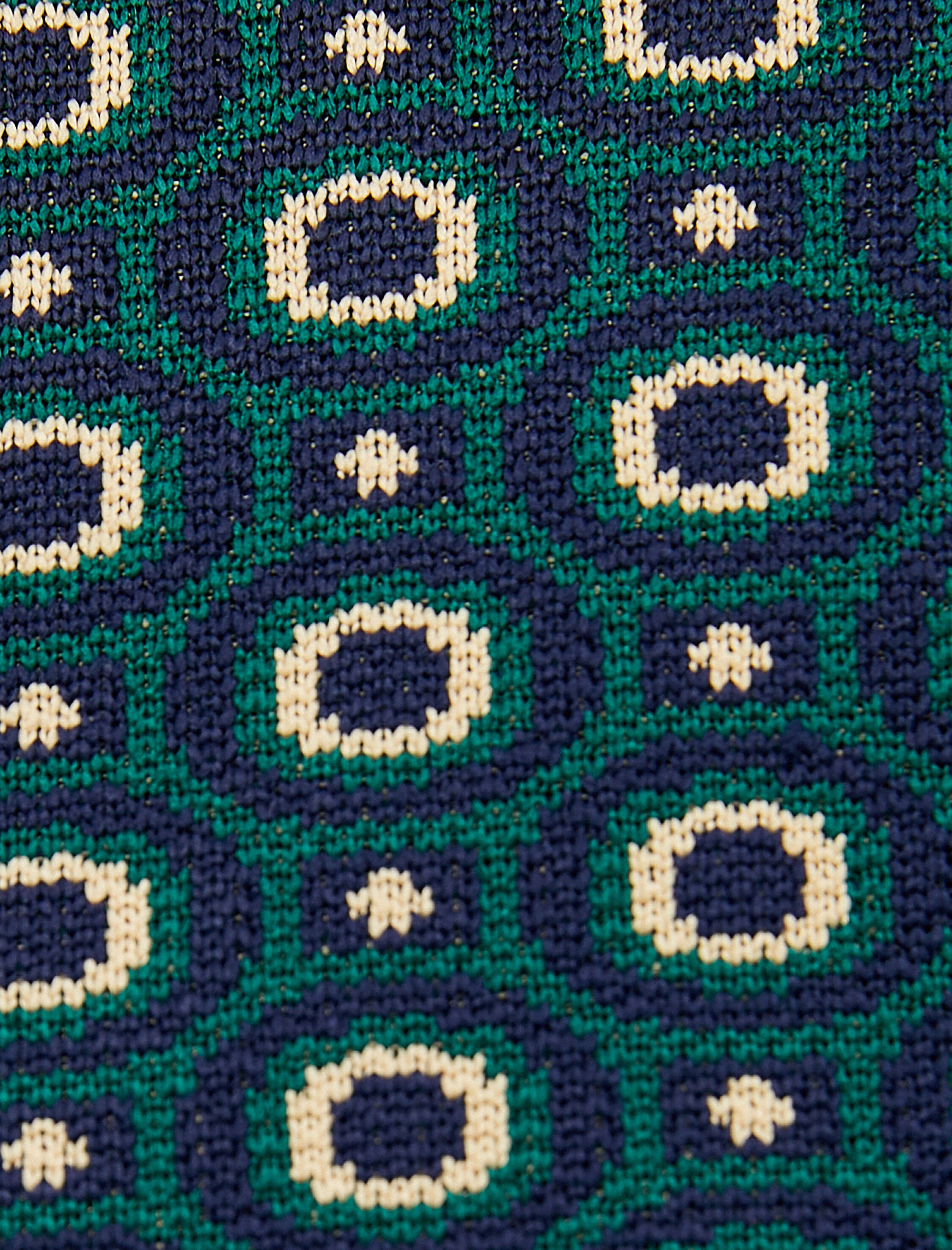   Melis Ağazat X Koton - Geometrik Desenli Gold Düğmeli Hırka