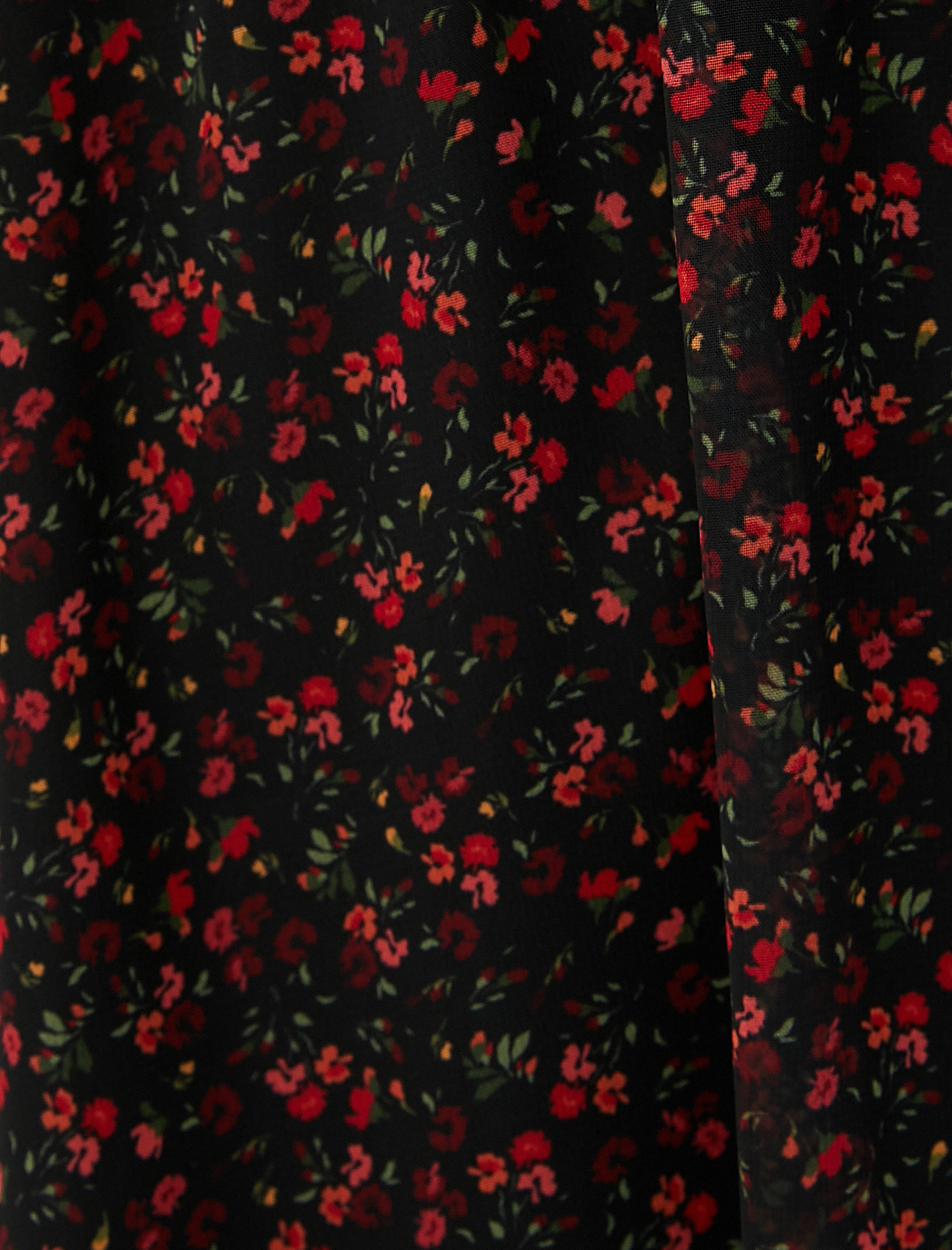   Çiçekli Tül Mini Elbise Fırfırlı Uzun Kollu V Yaka Astarlı